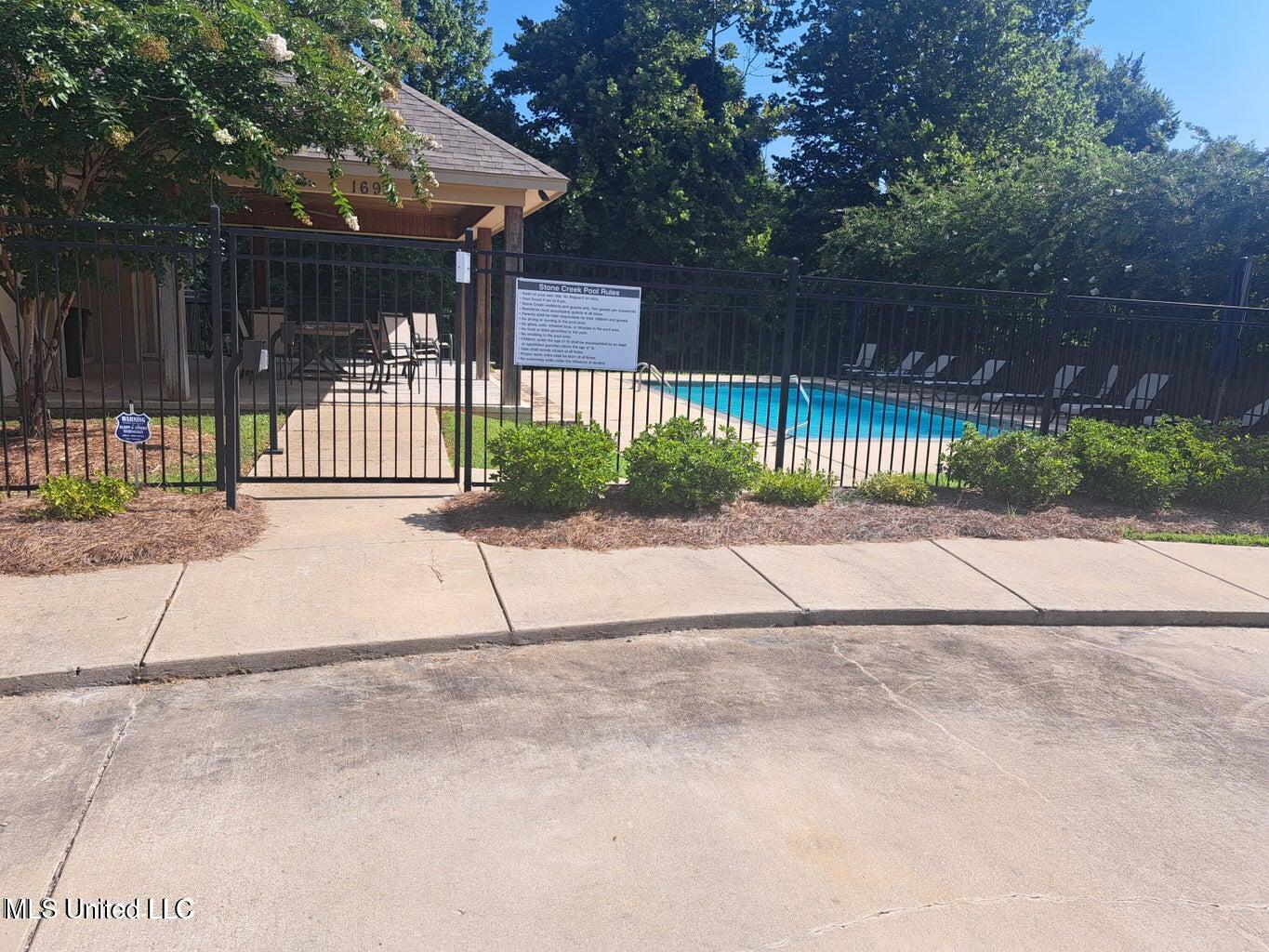 105 Stone Creek Drive, Madison, Mississippi image 26