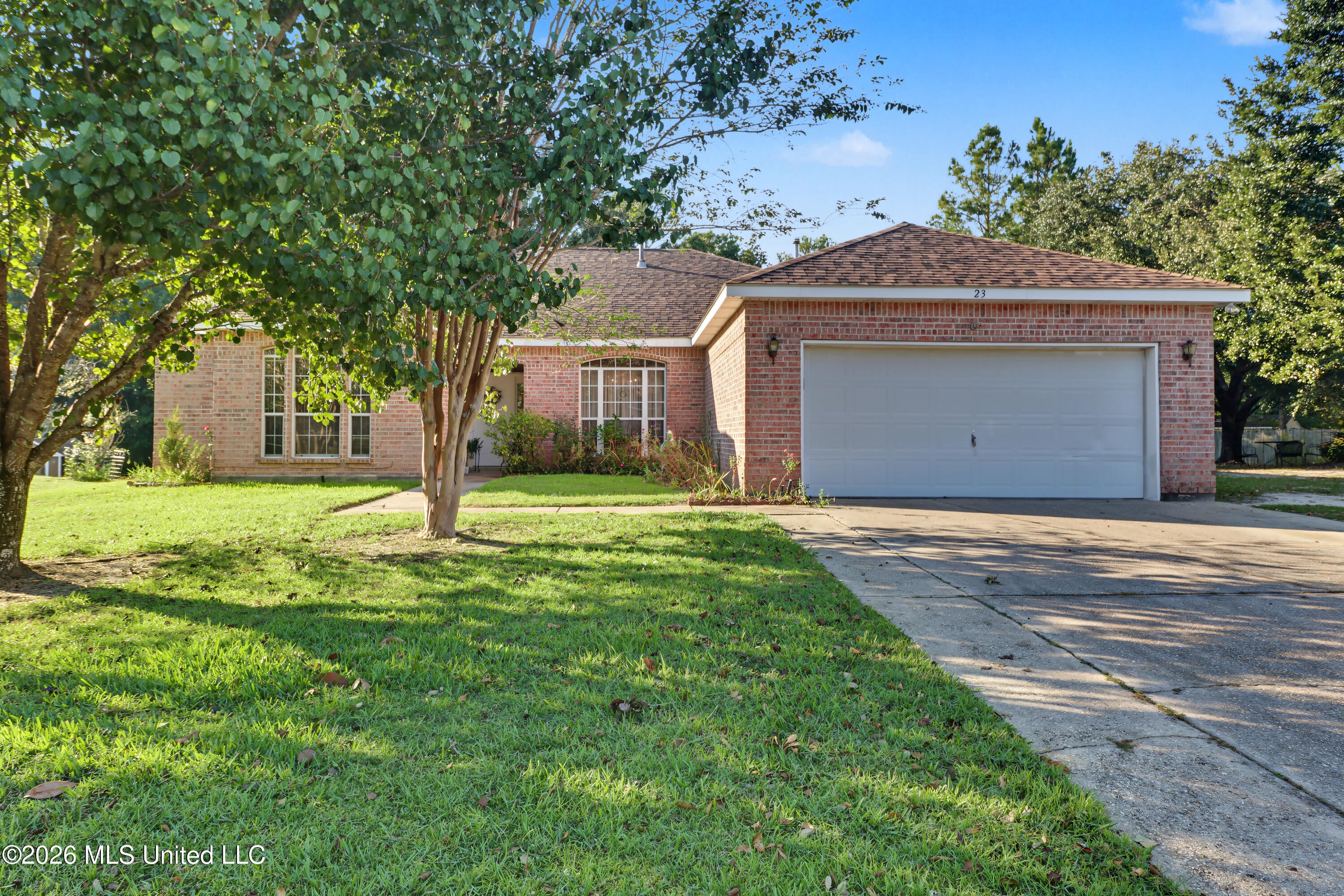23 Lakeview Drive