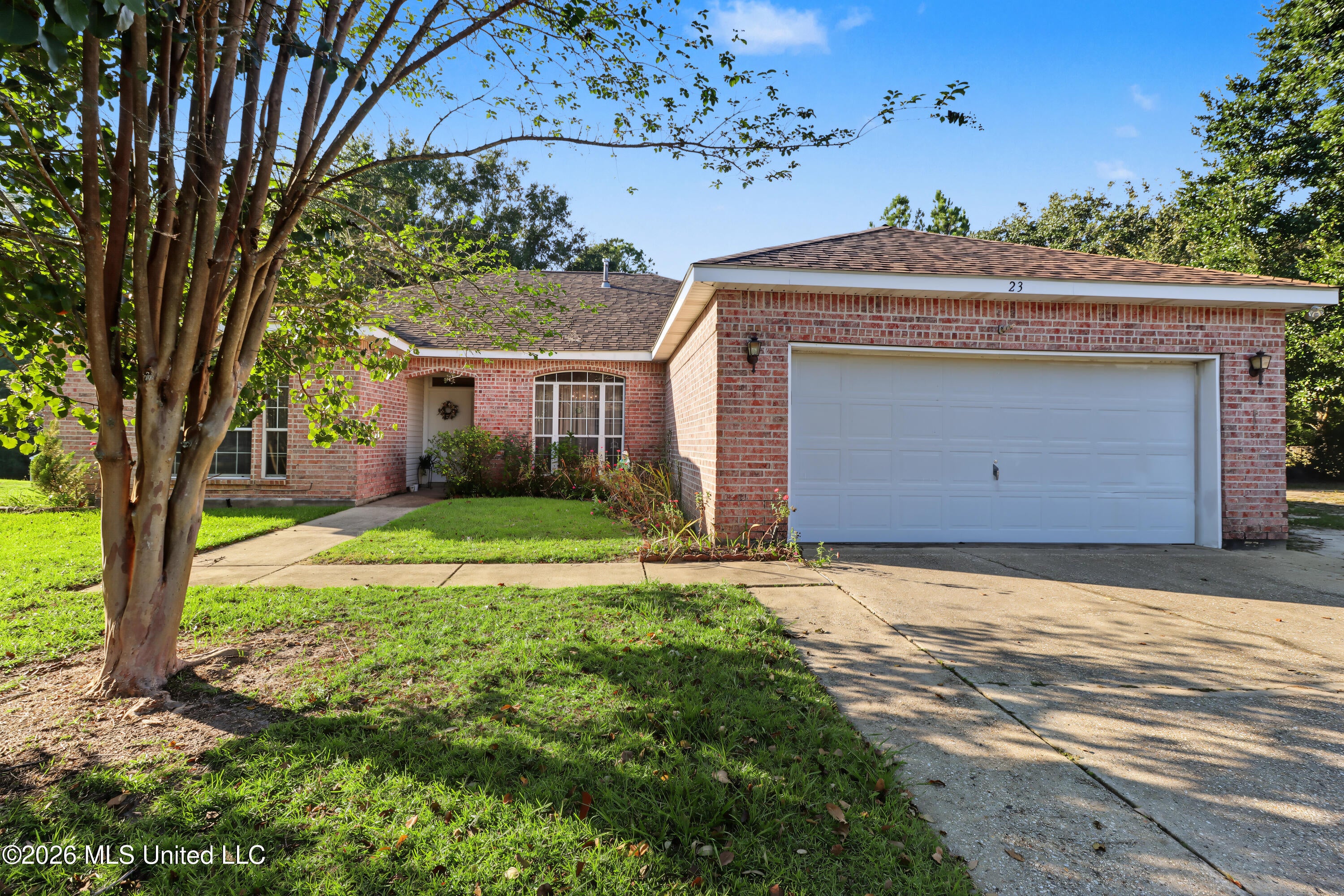 23 Lakeview Drive