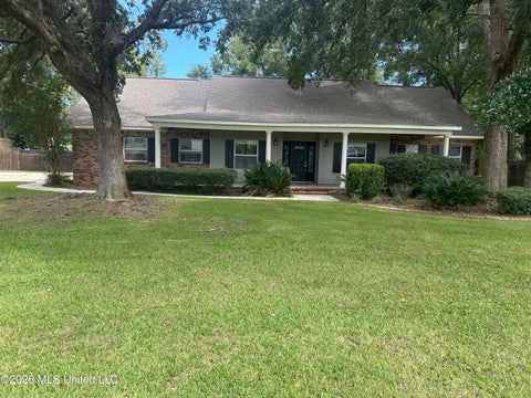 Homes For Sale - 9248 Taylor Drive<br/> Biloxi, MS 39532