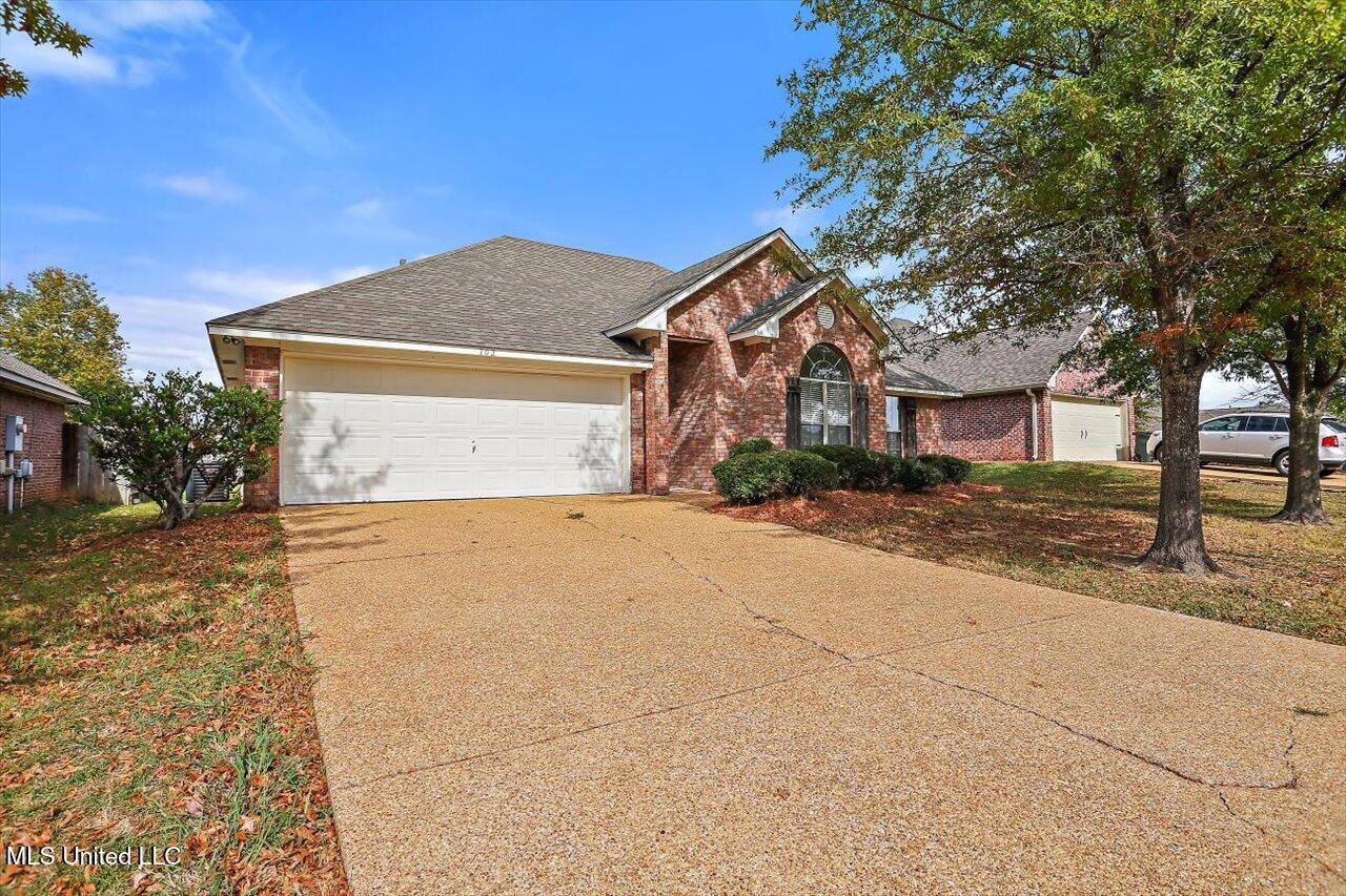 702 Wedgewood Court, Brandon, Mississippi image 1