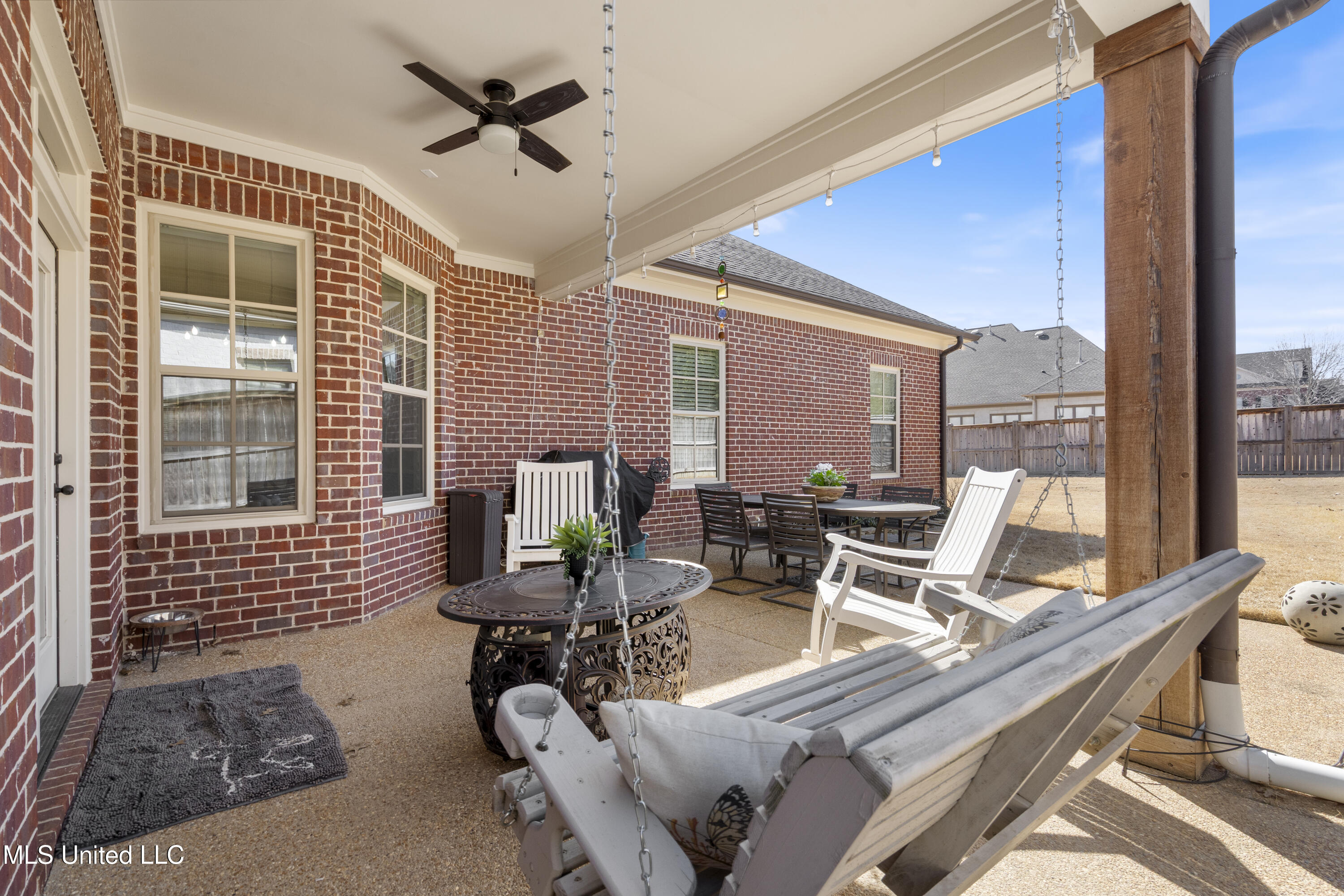 4833 E Delbridge Court, Olive Branch, Mississippi image 41