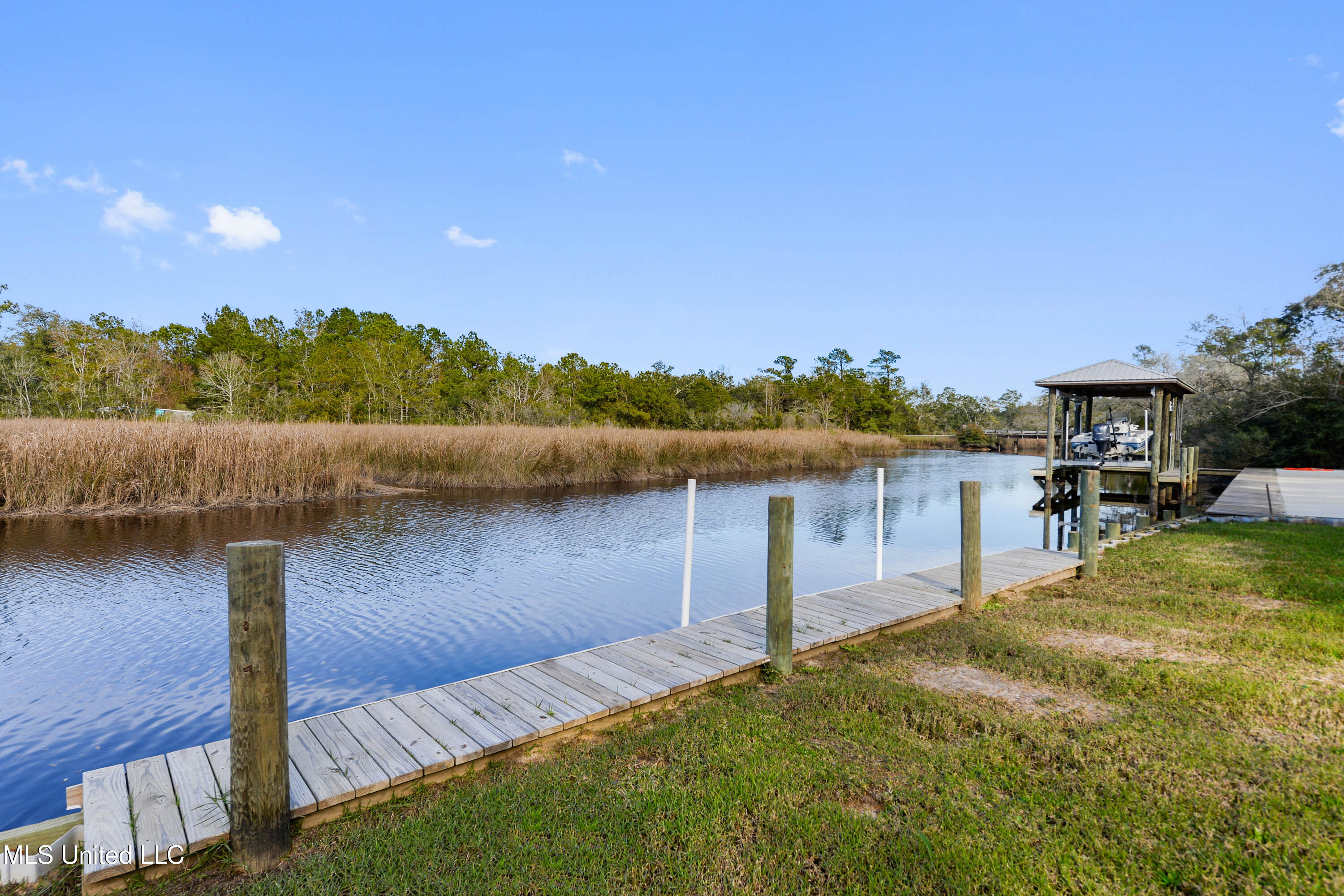 2036 Mitteer Drive, Bay Saint Louis, Mississippi image 34