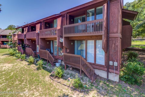 Condo For Sale - 229 Lakeside Villa<br/> Diamondhead, MS 39525