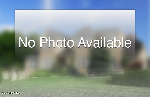 301 E Caliborne Avenue, Greenwood, Mississippi image 1