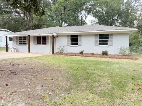 Homes For Sale - 408 Cleary Road<br/> Richland, MS 39218