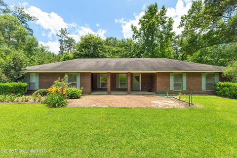 Homes For Sale - 1034 Hope Drive<br/> McComb, MS 39648