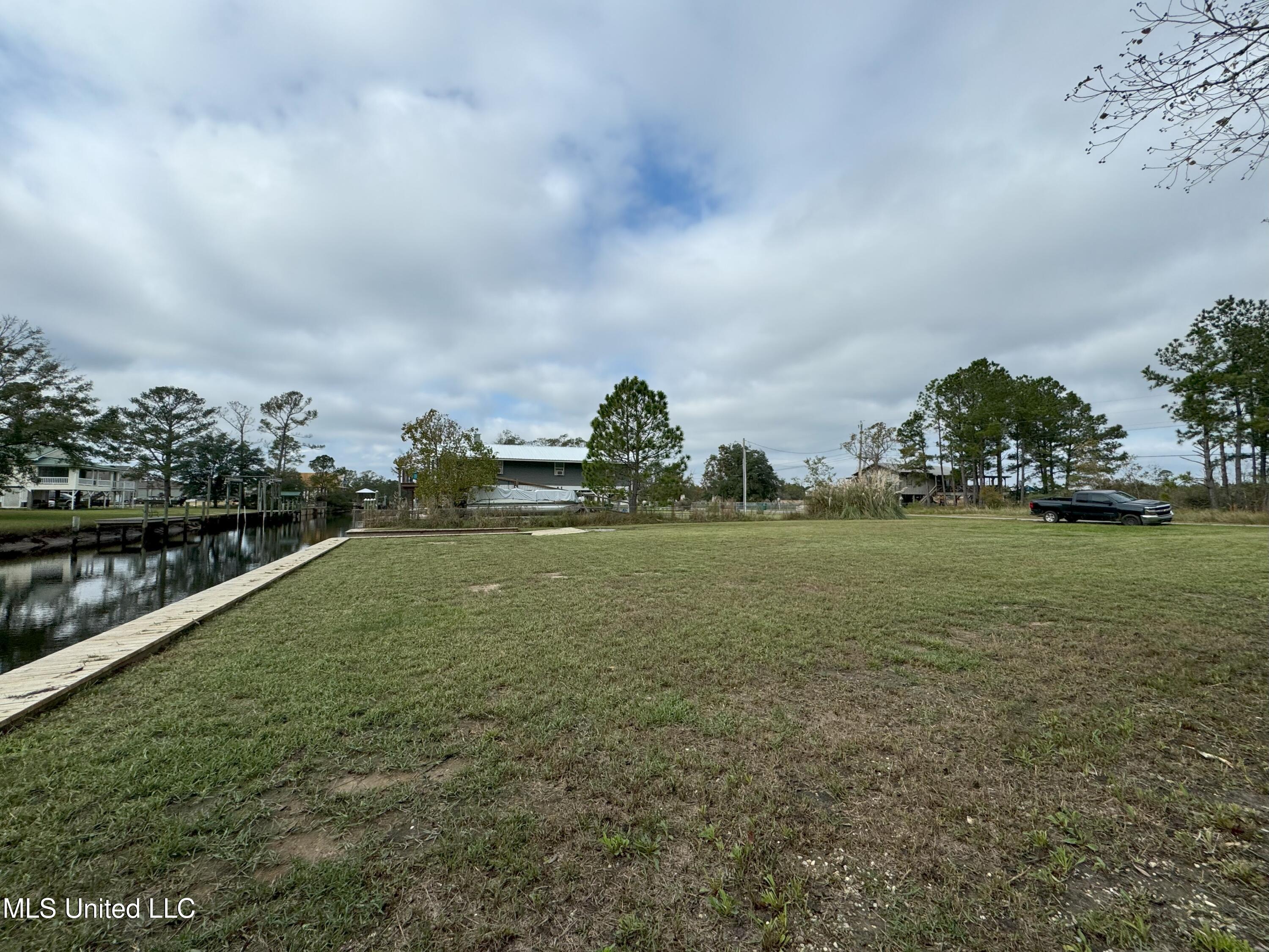 4075 Old Lazy River Road, Bay Saint Louis, Mississippi image 15