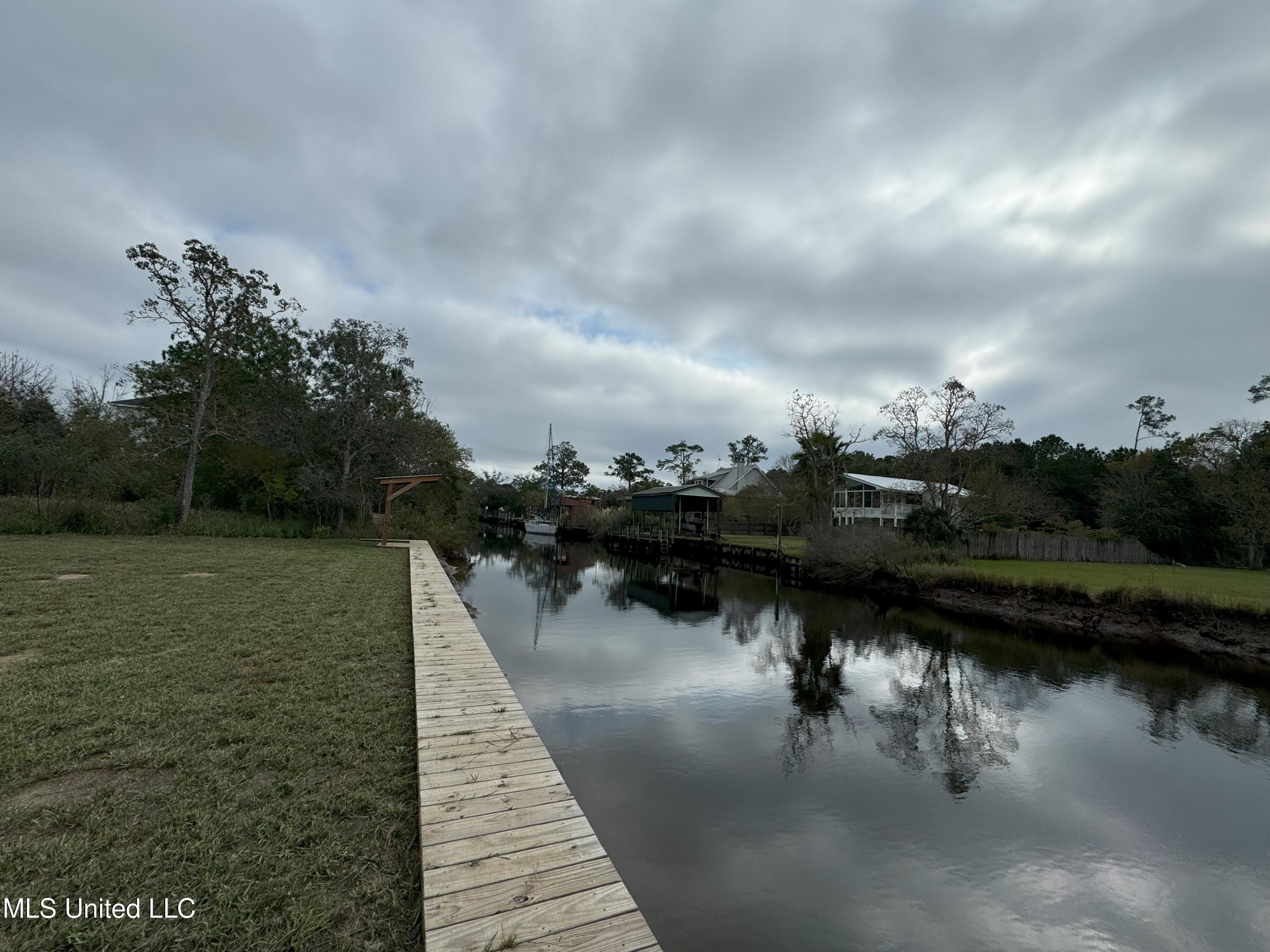 4075 Old Lazy River Road, Bay Saint Louis, Mississippi image 8