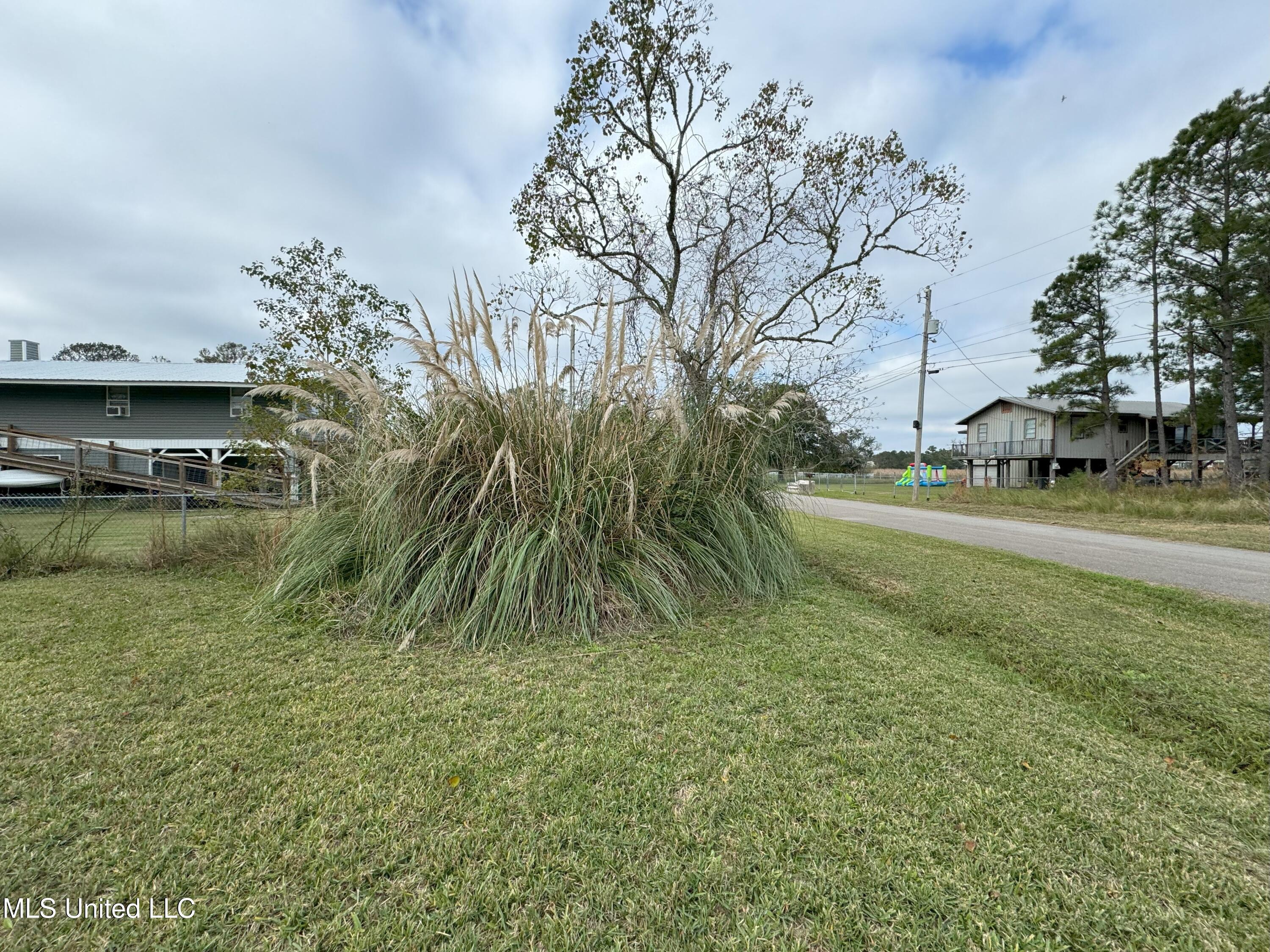 4075 Old Lazy River Road, Bay Saint Louis, Mississippi image 3