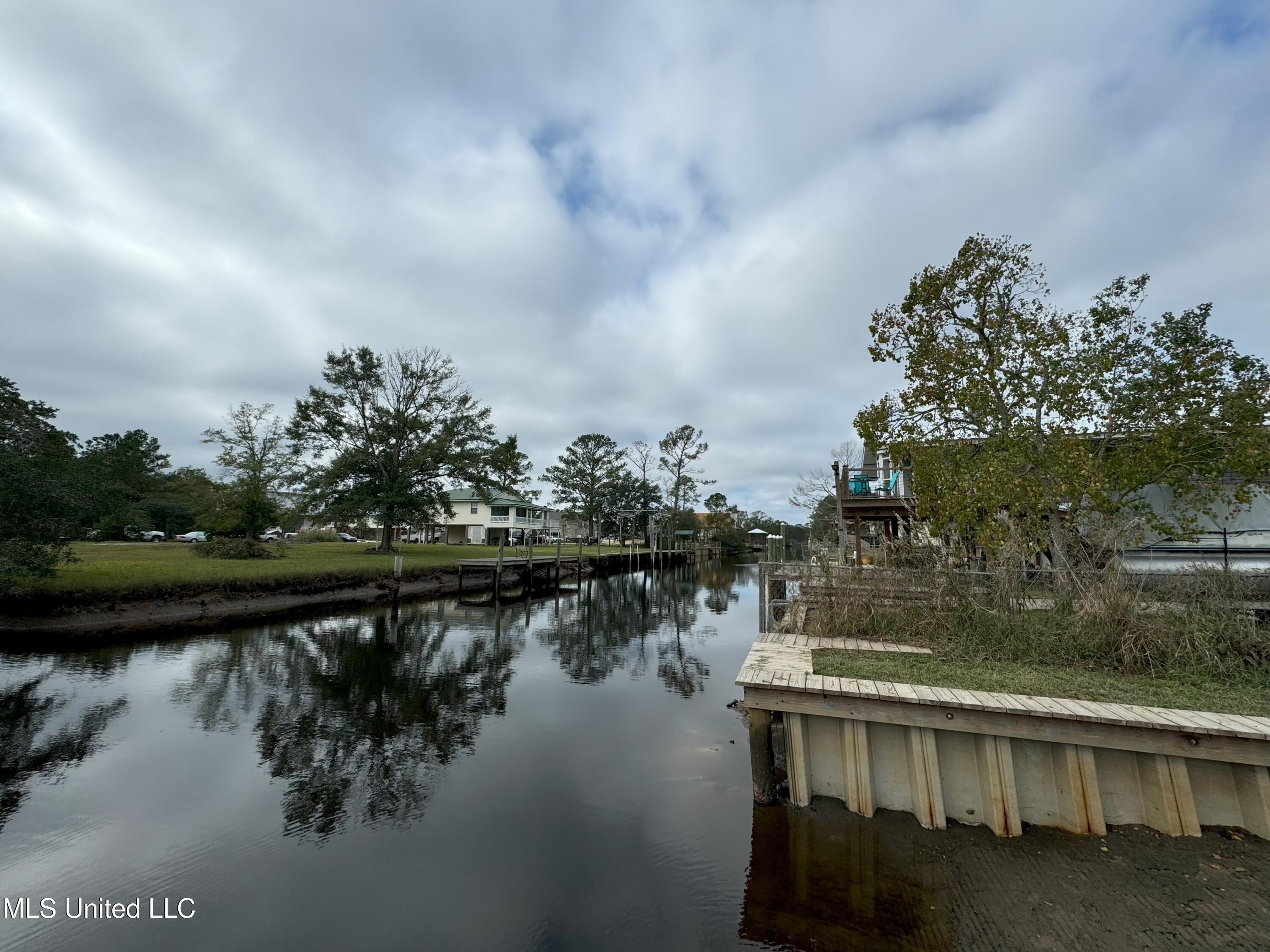 4075 Old Lazy River Road, Bay Saint Louis, Mississippi image 7