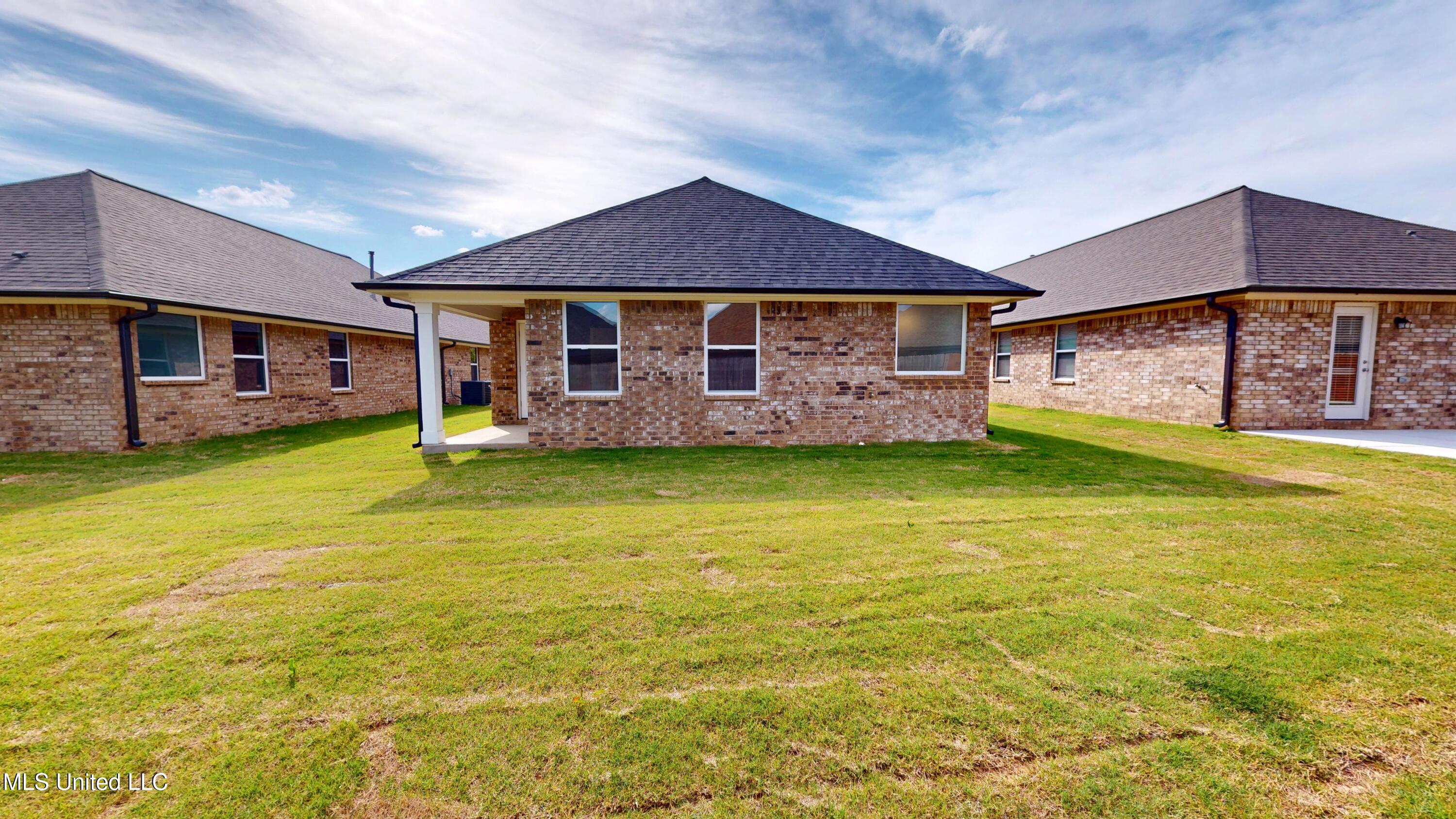 7908 Gardendale Drive, Olive Branch, Mississippi image 24
