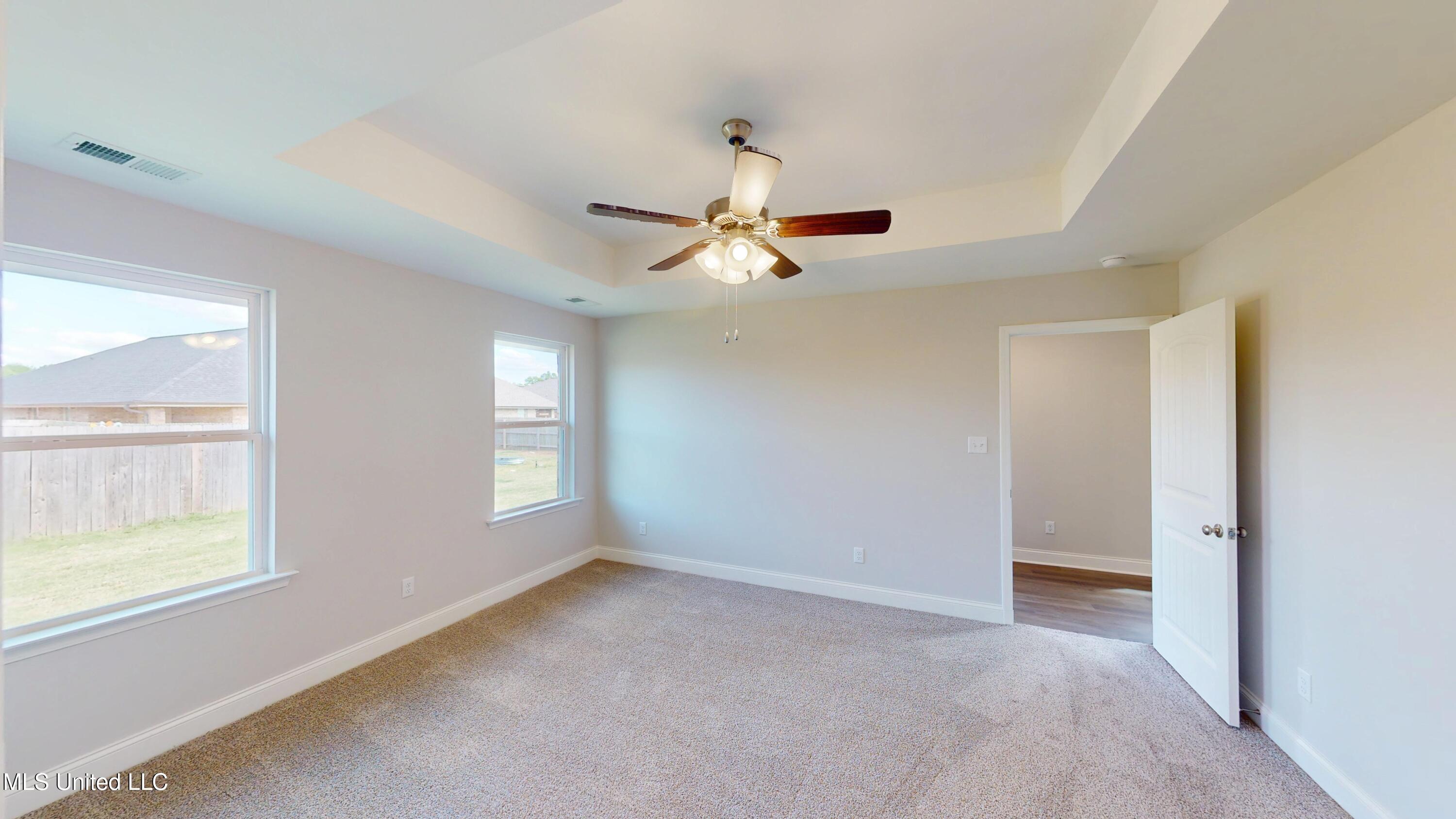7908 Gardendale Drive, Olive Branch, Mississippi image 15