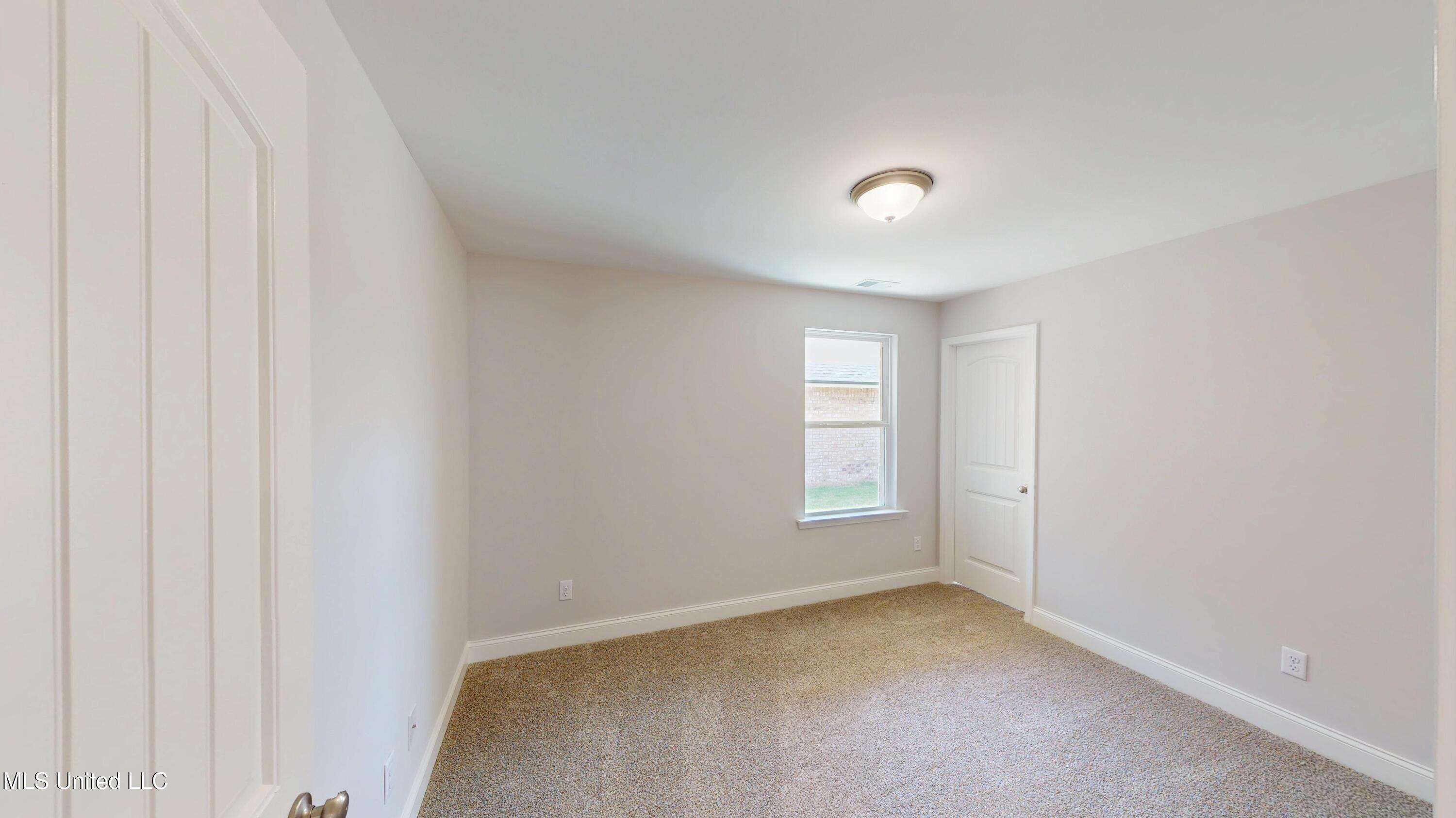7908 Gardendale Drive, Olive Branch, Mississippi image 20