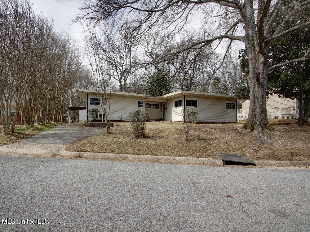 390 Hamilton Street, Holly Springs, Mississippi image 1