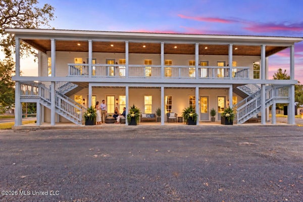 507 MAIN ST, BAY SAINT LOUIS, MS 39520 - Image 96c3717cbd5d8e6fdbfe1a18dad31fc8/1033094174