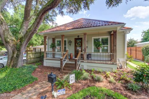 Single Family Residence in Biloxi MS 1057 Cherokee Street.jpg