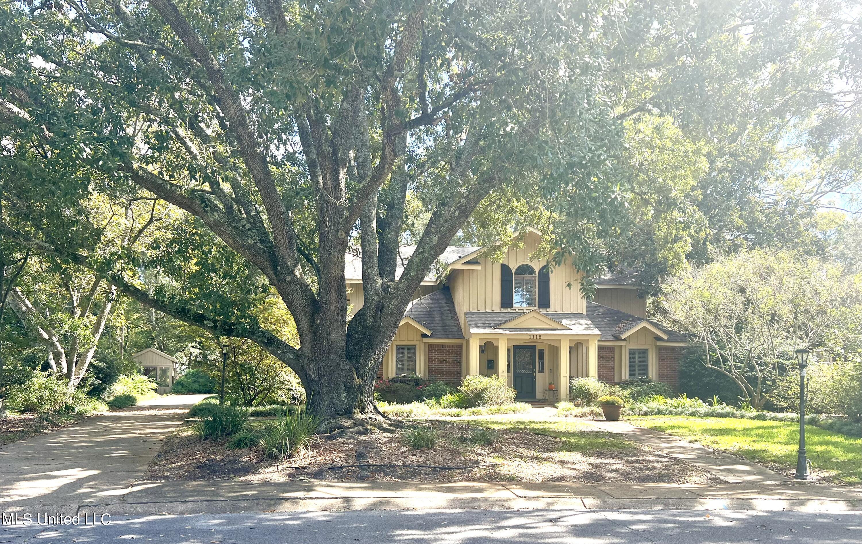 1118 Driftwood Street, Pascagoula, Mississippi image 3