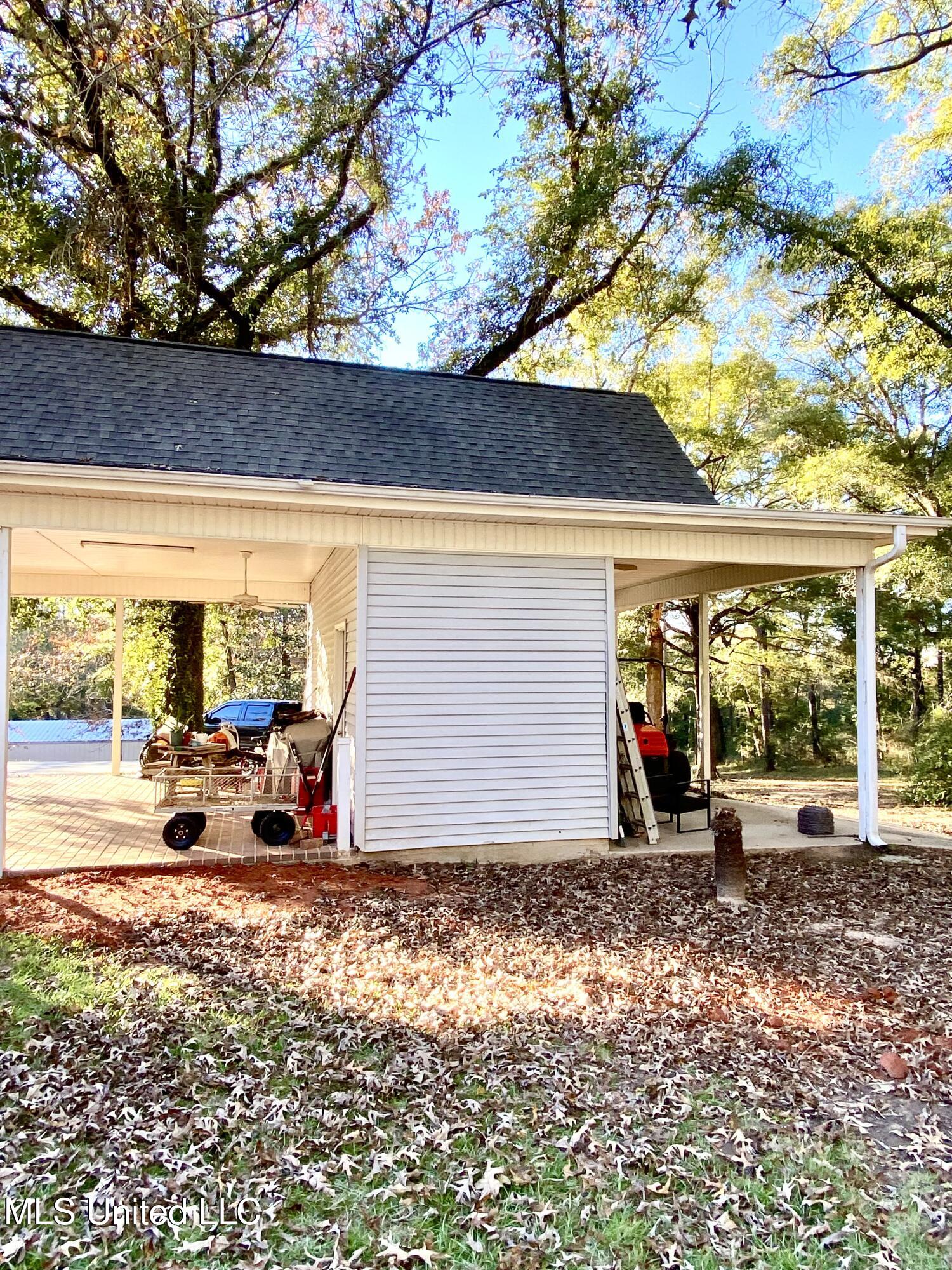 160 Albert Prince Road, Carriere, Mississippi image 10