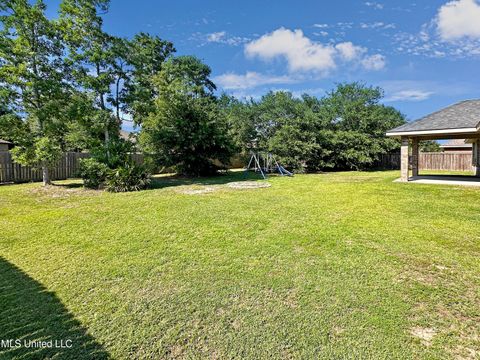 Single Family Residence in Ocean Springs MS 168 Saltmeadow Circle 20.jpg