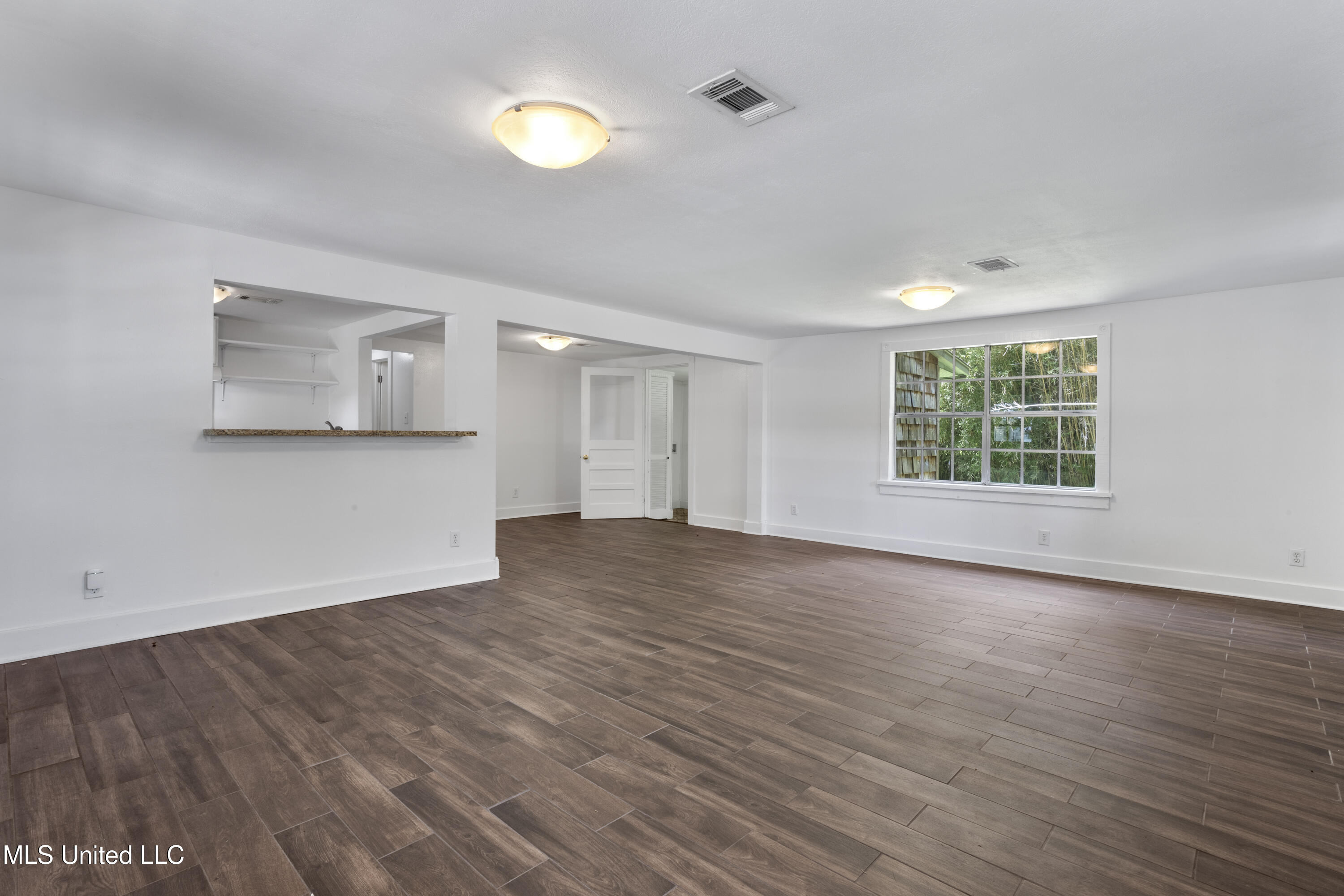 609 Russell Avenue, Ocean Springs, Mississippi image 10