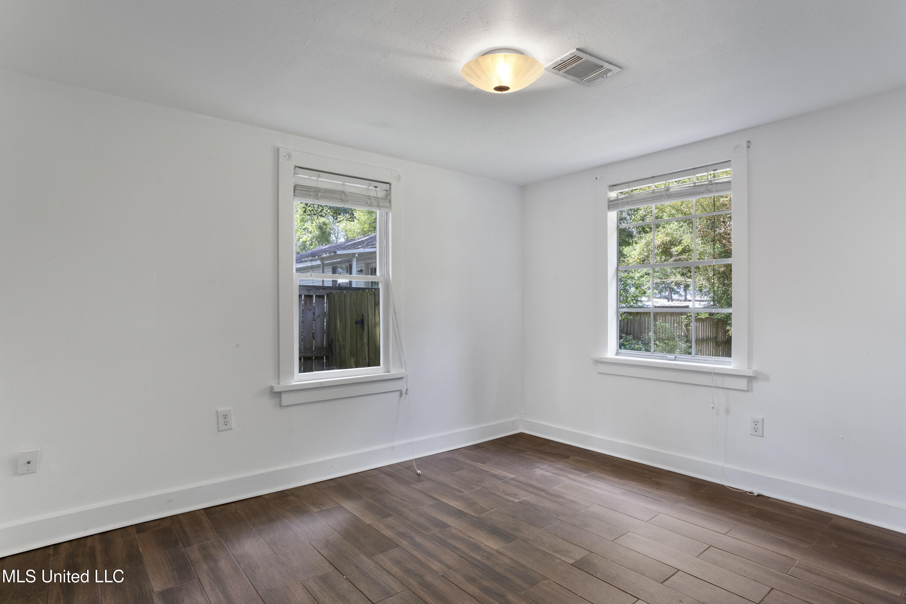 609 Russell Avenue, Ocean Springs, Mississippi image 15