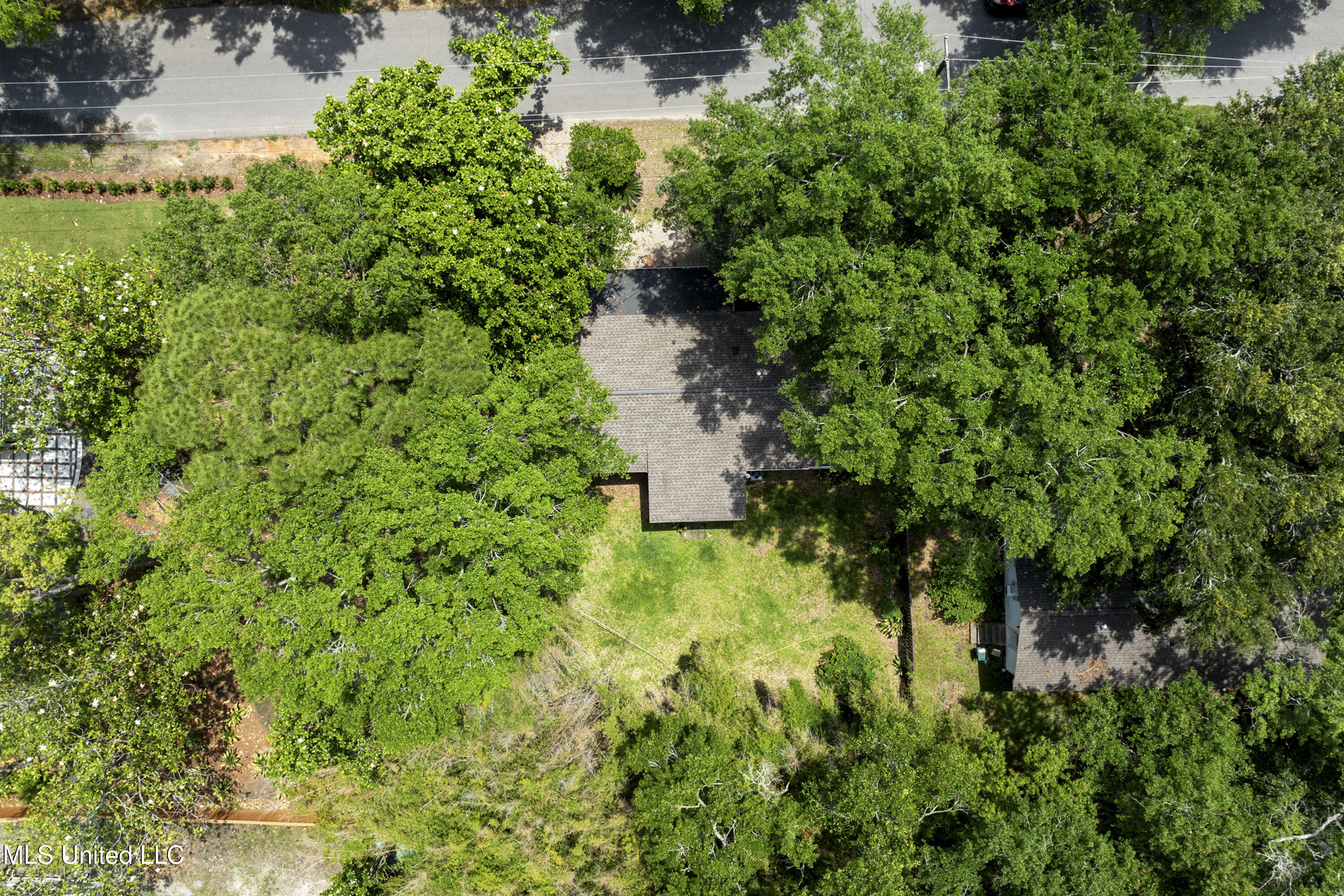 609 Russell Avenue, Ocean Springs, Mississippi image 20