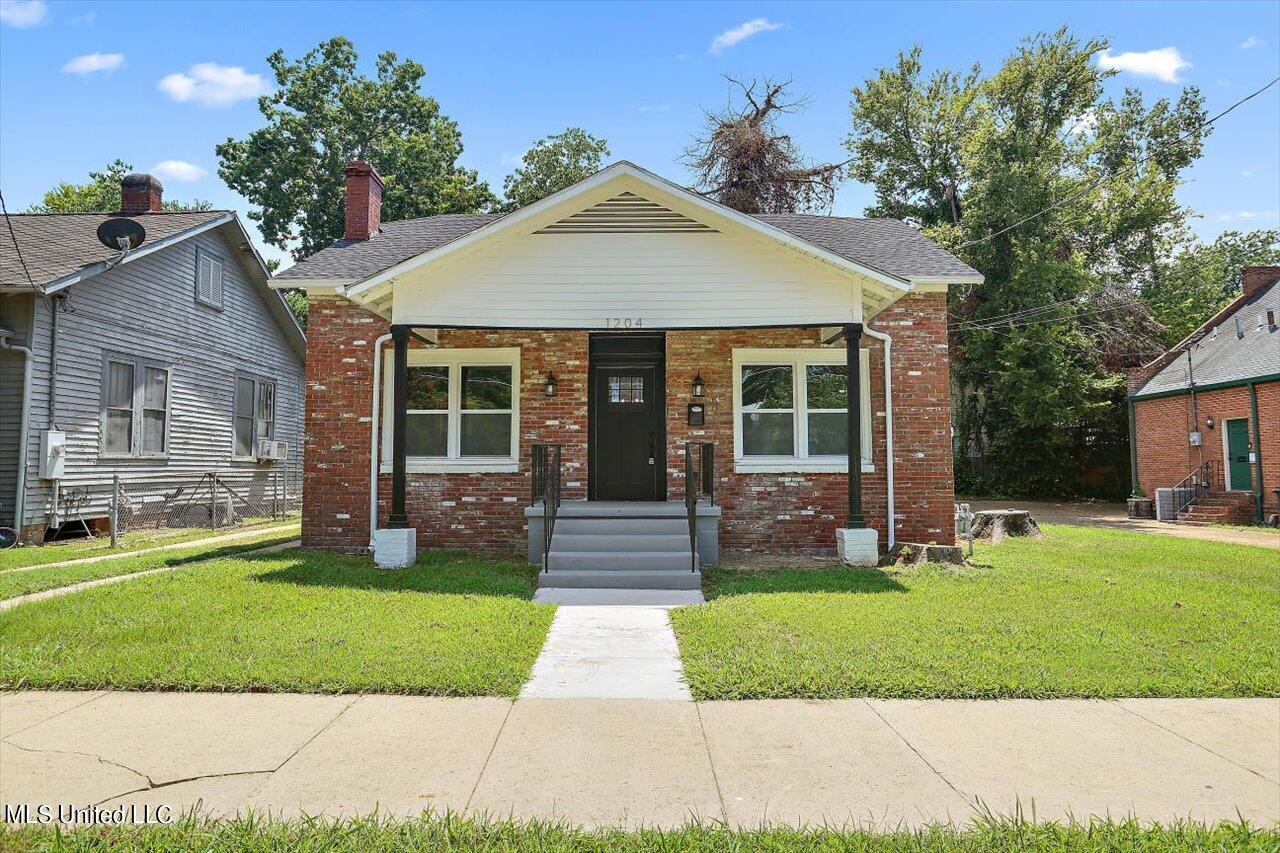 1204 Jackson Street, Vicksburg, Mississippi image 1