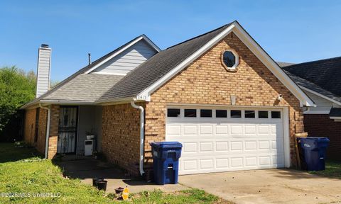 Homes For Sale - 3415 Edenshire Lane<br/> Horn Lake, MS 38637