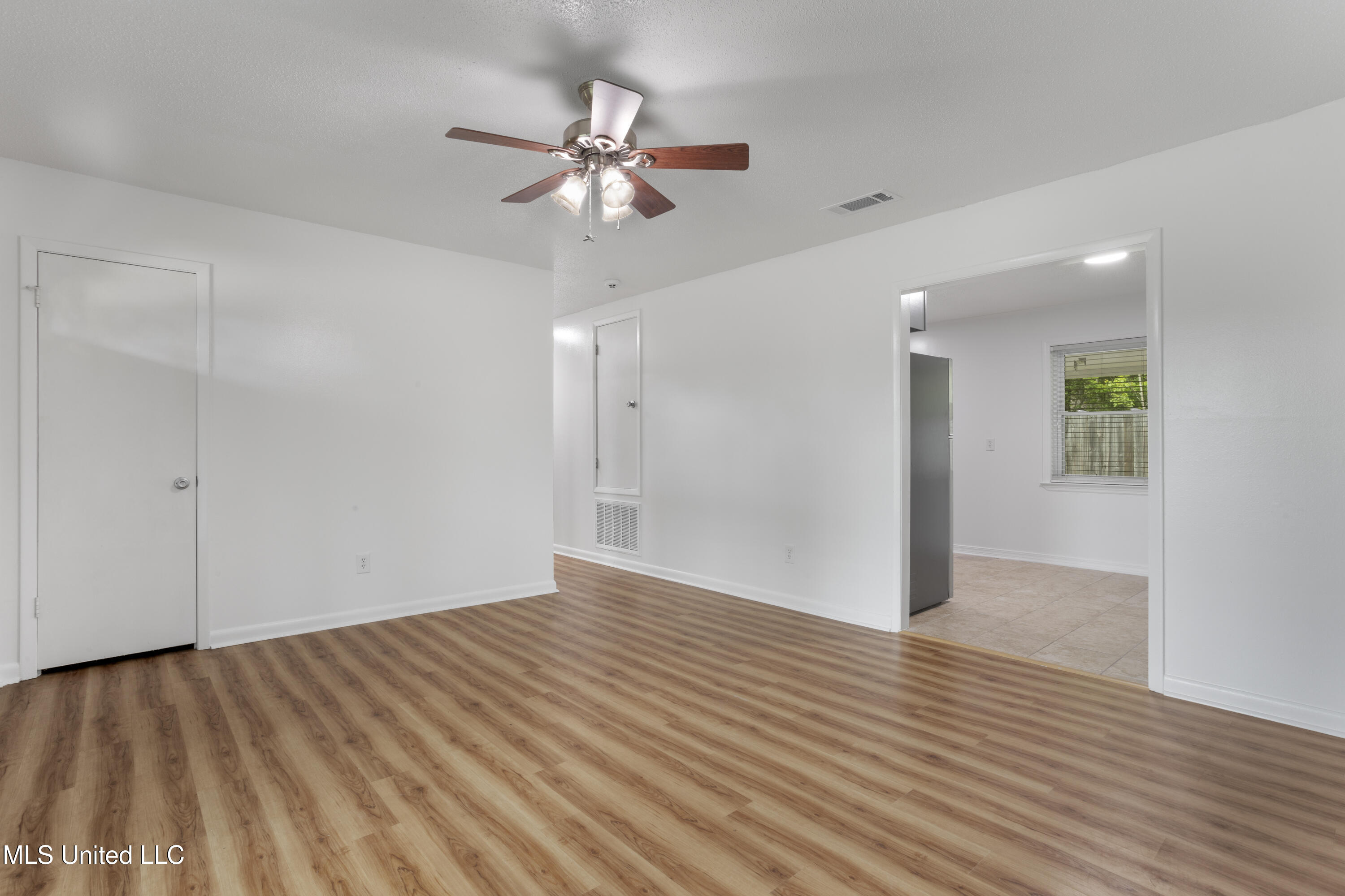 100 Grand Teton Drive, Ocean Springs, Mississippi image 5