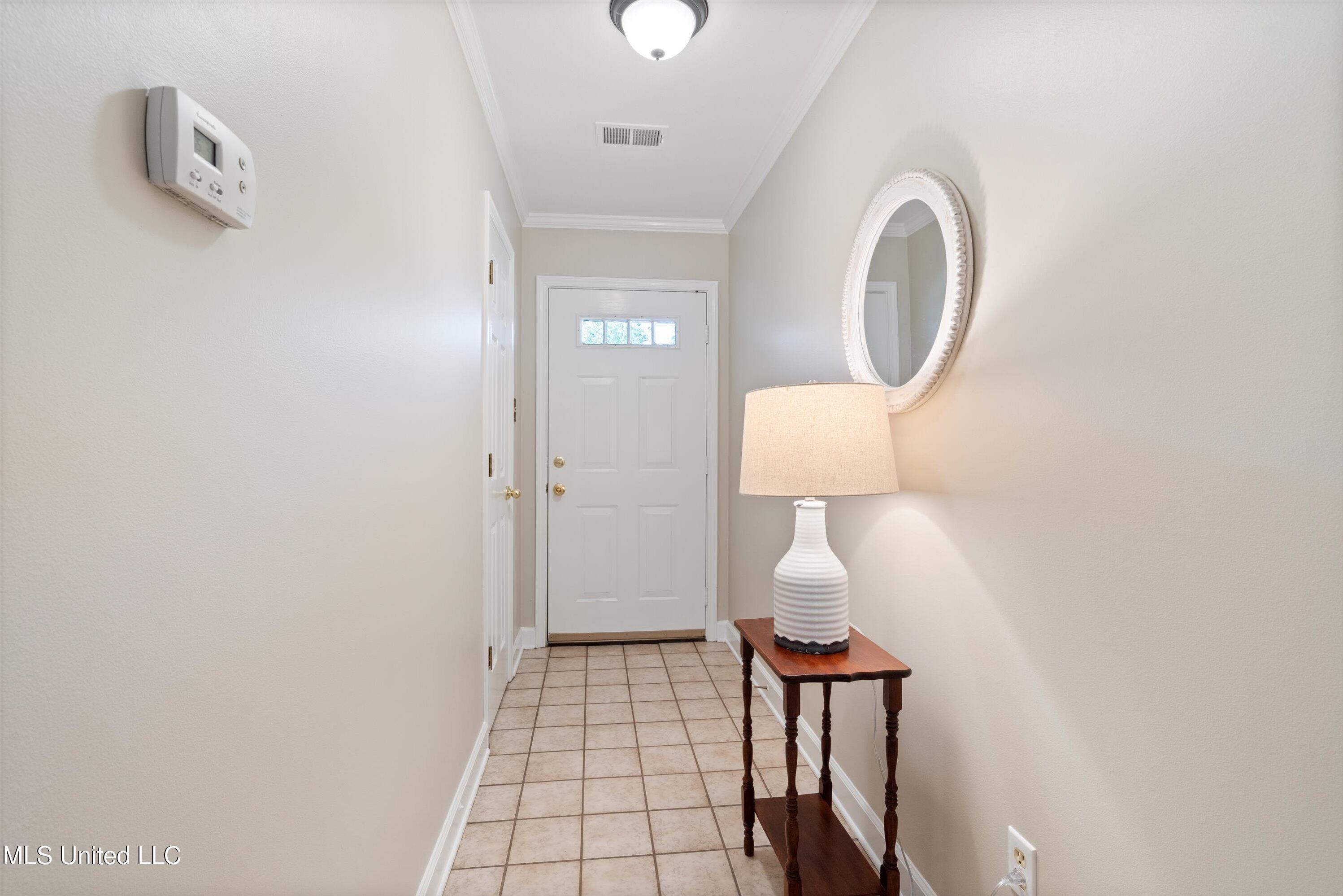 453 Cherry Tree Lane, Southaven, Mississippi image 5