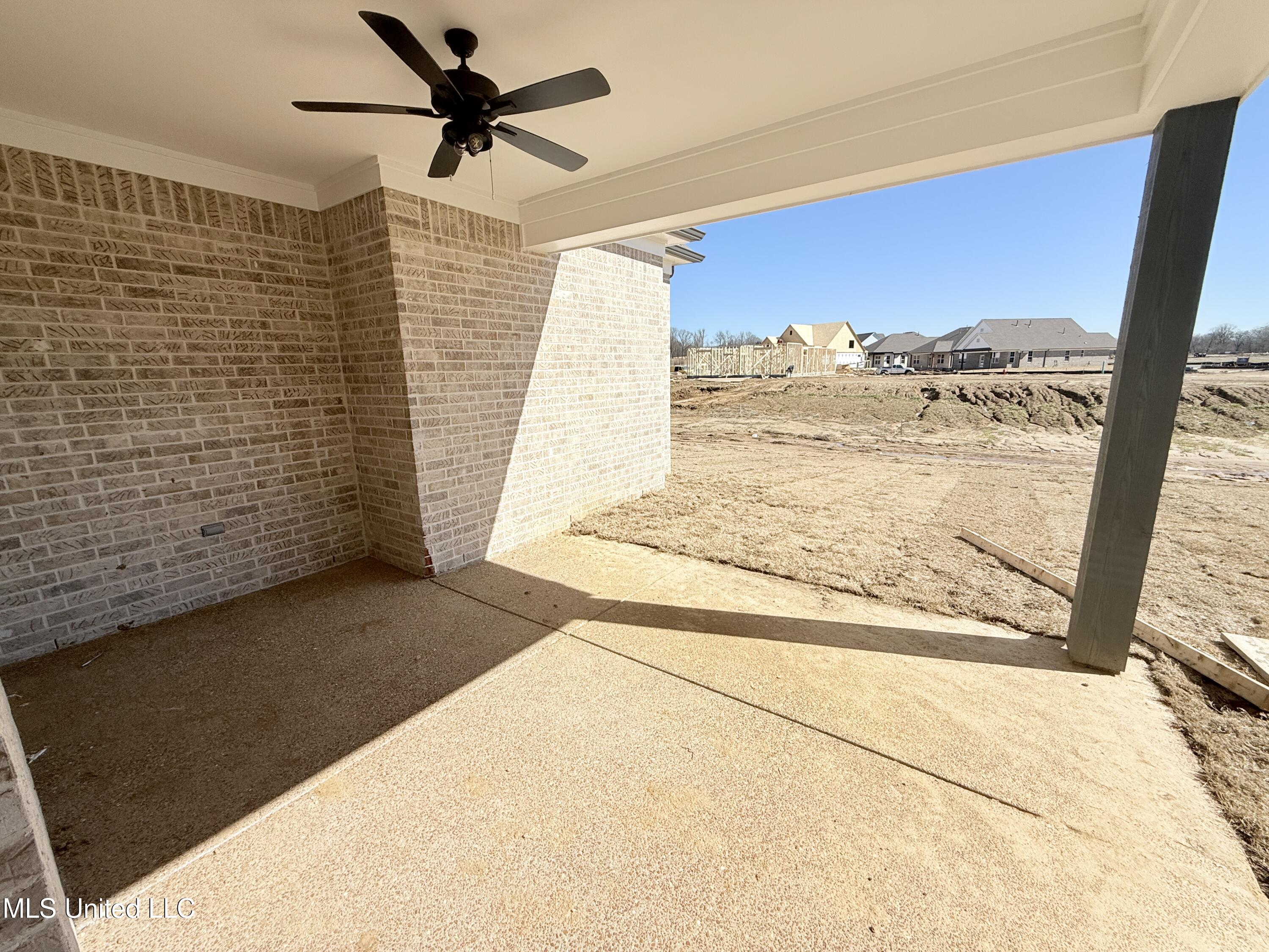 758 Coahoma Court, Nesbit, Mississippi image 30