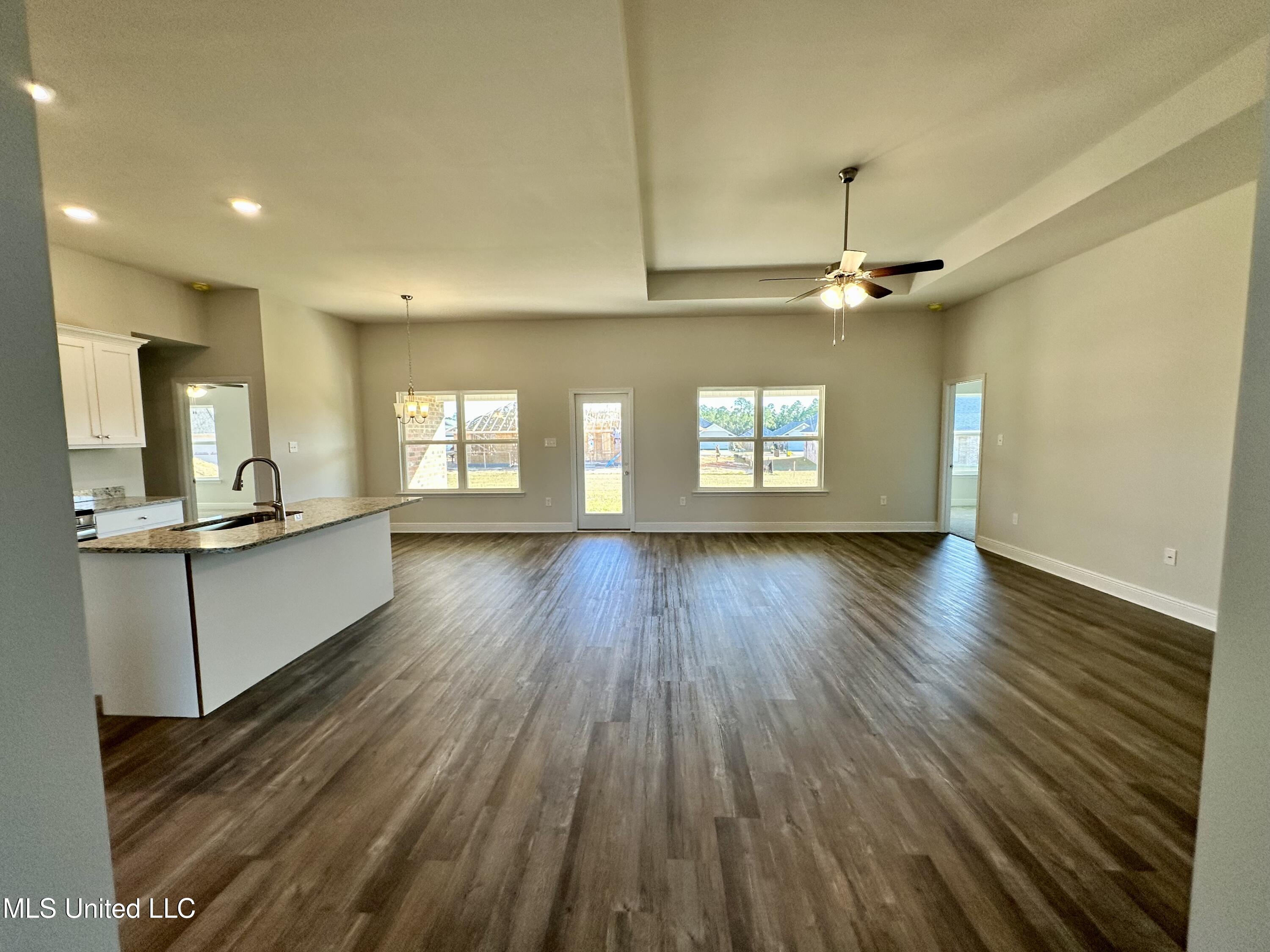 6203 Diamond Lane, Biloxi, Mississippi image 12