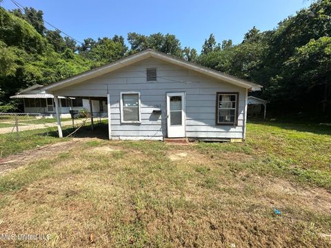 Homes For Sale - 1509 First East Street<br/> Warren County, Vicksburg, MS 39183
