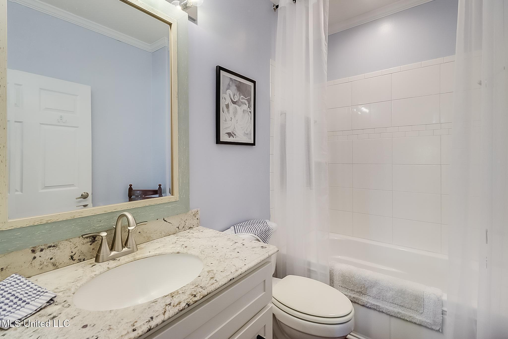 1515 E Beach Boulevard #212, Pass Christian, Mississippi image 13