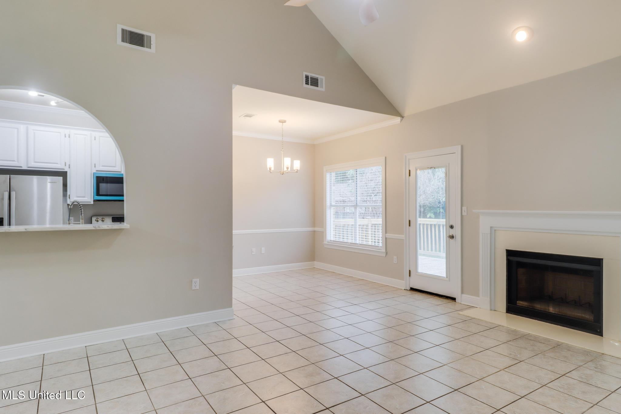 2616 Rue Palafox, Biloxi, Mississippi image 3