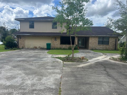 Homes For Sale - 123 Peninsula Drive<br/> Pearl River County, Carriere, MS 39426
