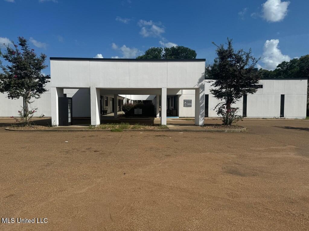 131 Jefferson Davis Boulevard