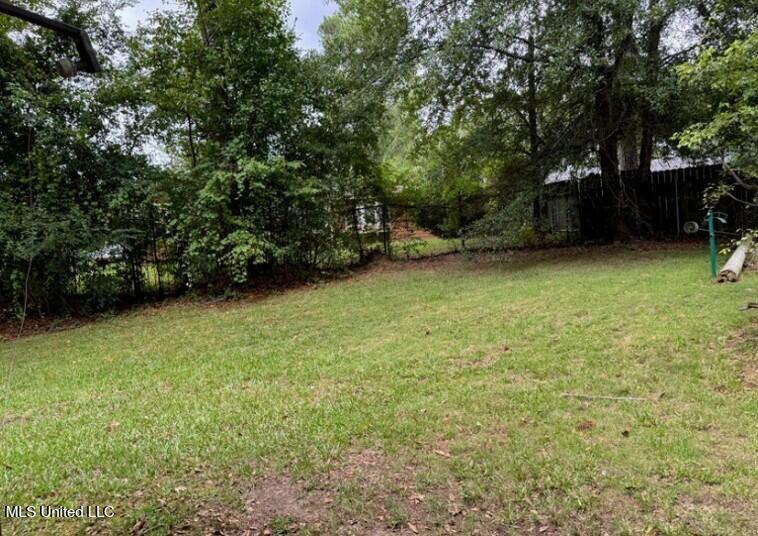 114 California Place, Jackson, Mississippi image 3