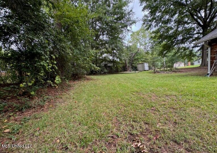 114 California Place, Jackson, Mississippi image 2
