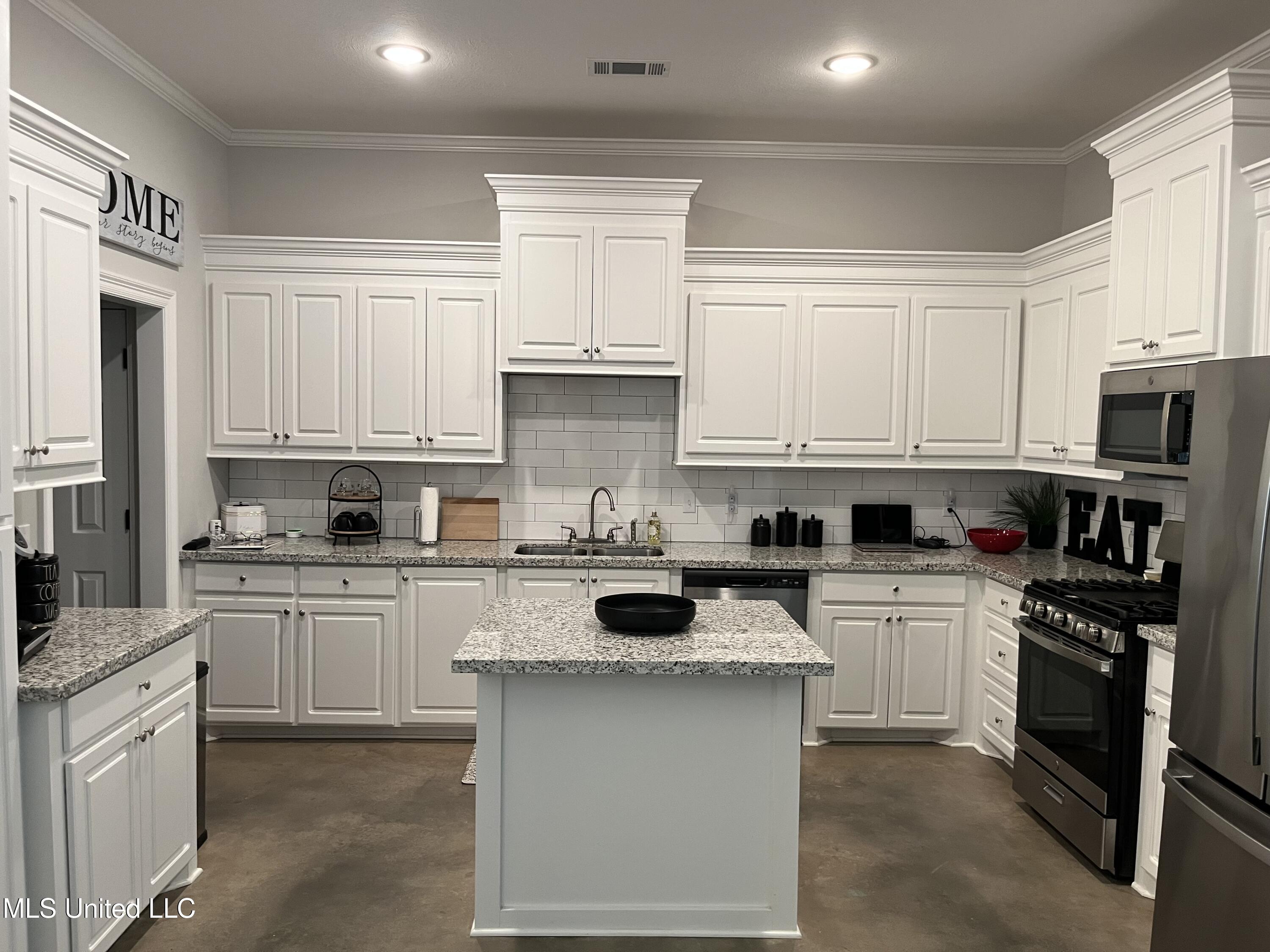 108 Brunswick Cove, Canton, Mississippi image 7