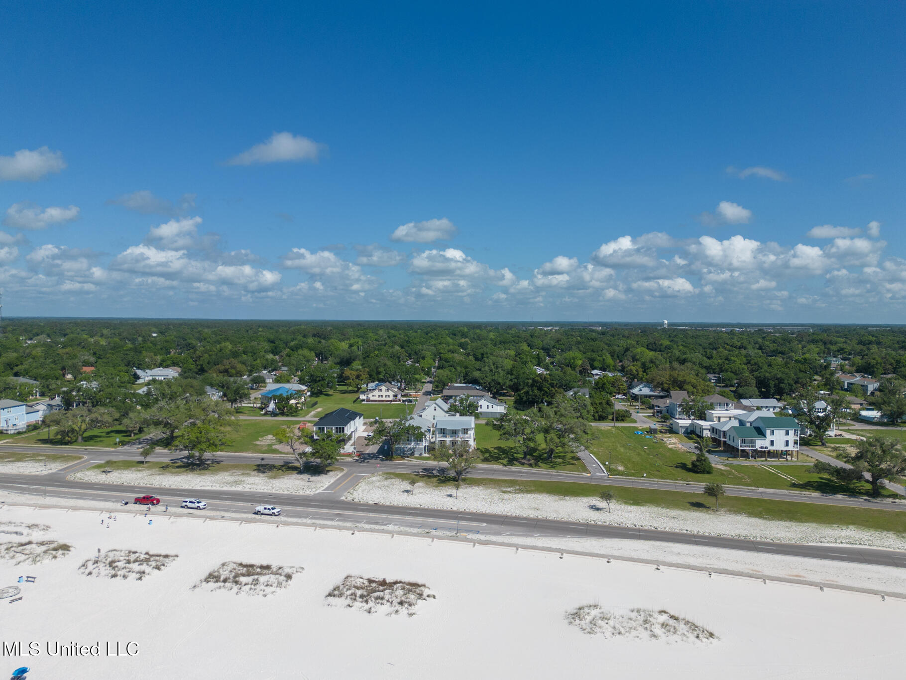 4832 W Beach Boulevard, Gulfport, Mississippi image 40
