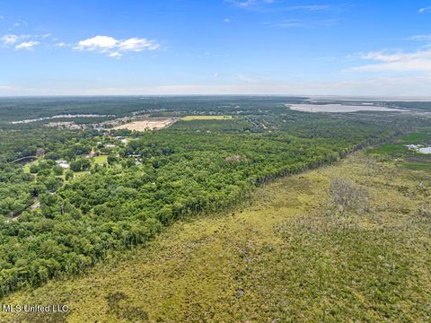  in Ocean Springs MS Nhn Fountainbleau Road 9.jpg