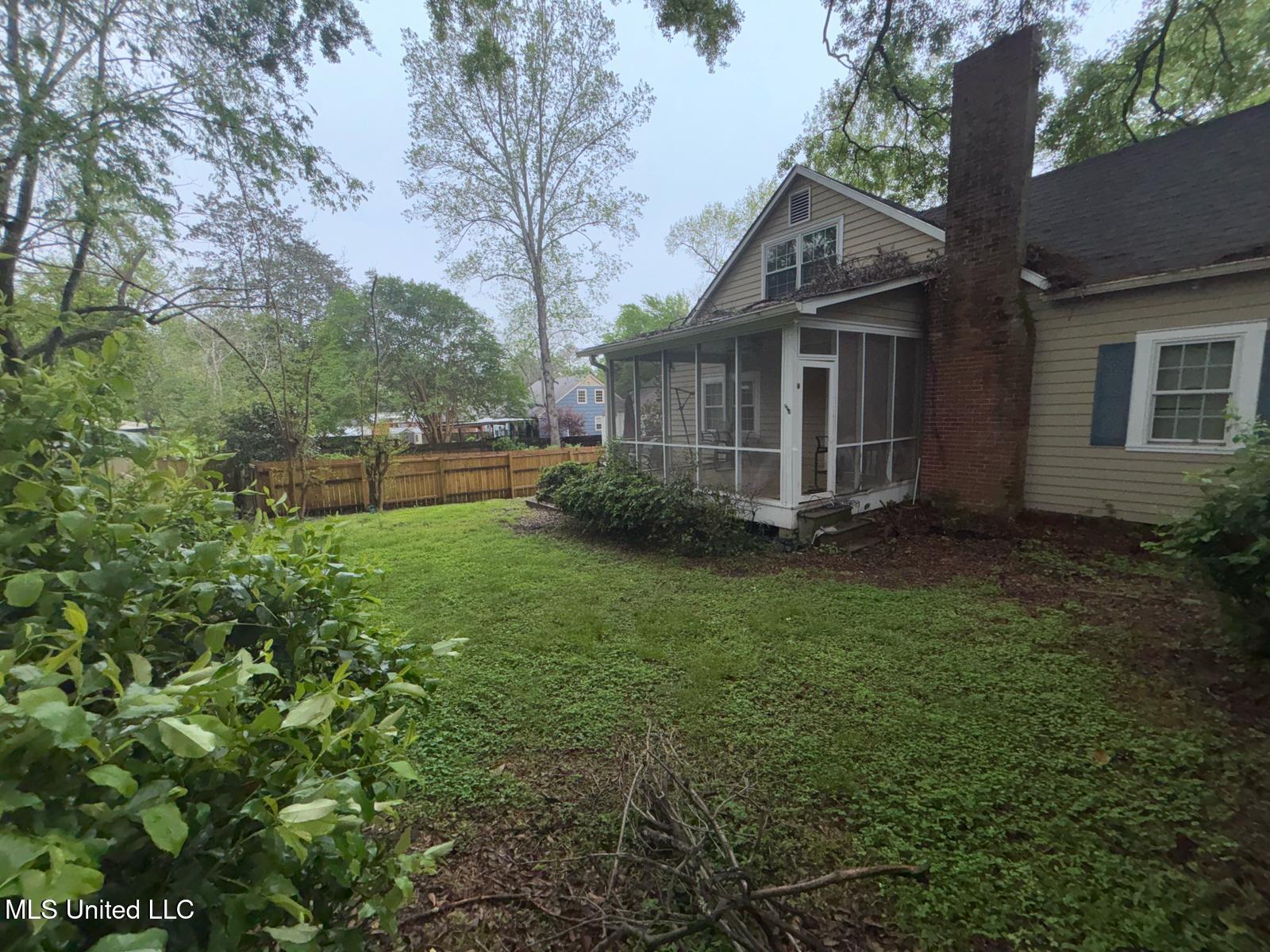 1310 Division Street, Vicksburg, Mississippi image 3