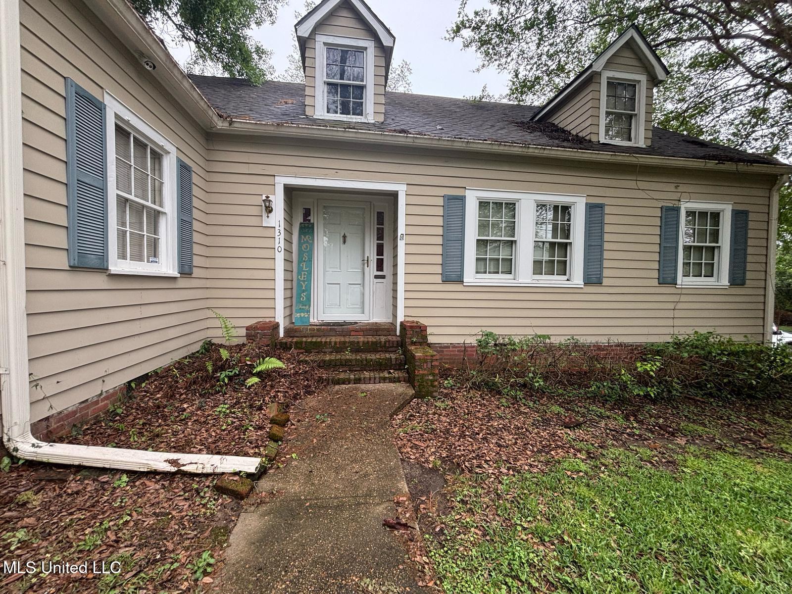 1310 Division Street, Vicksburg, Mississippi image 2