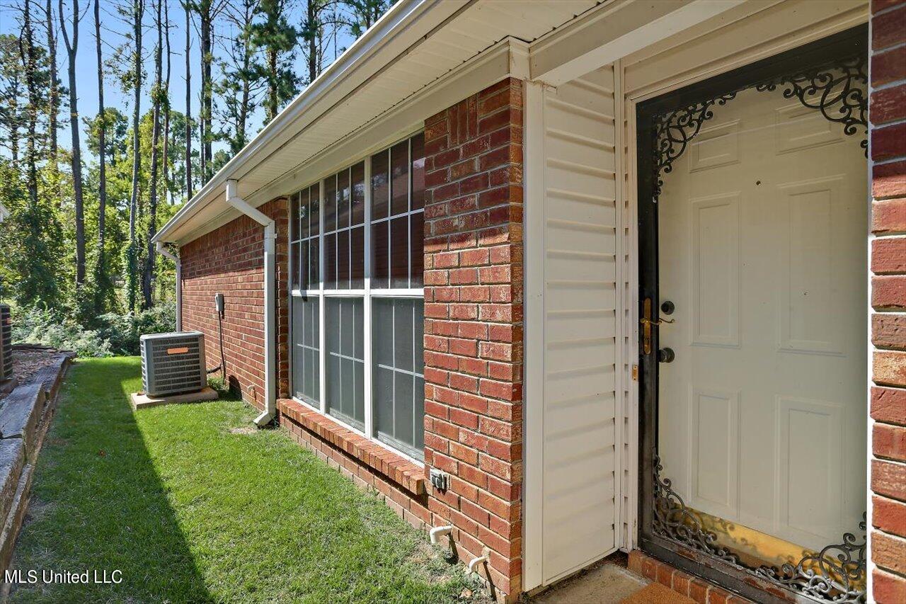 121 Kings Ridge Drive, Brandon, Mississippi image 3