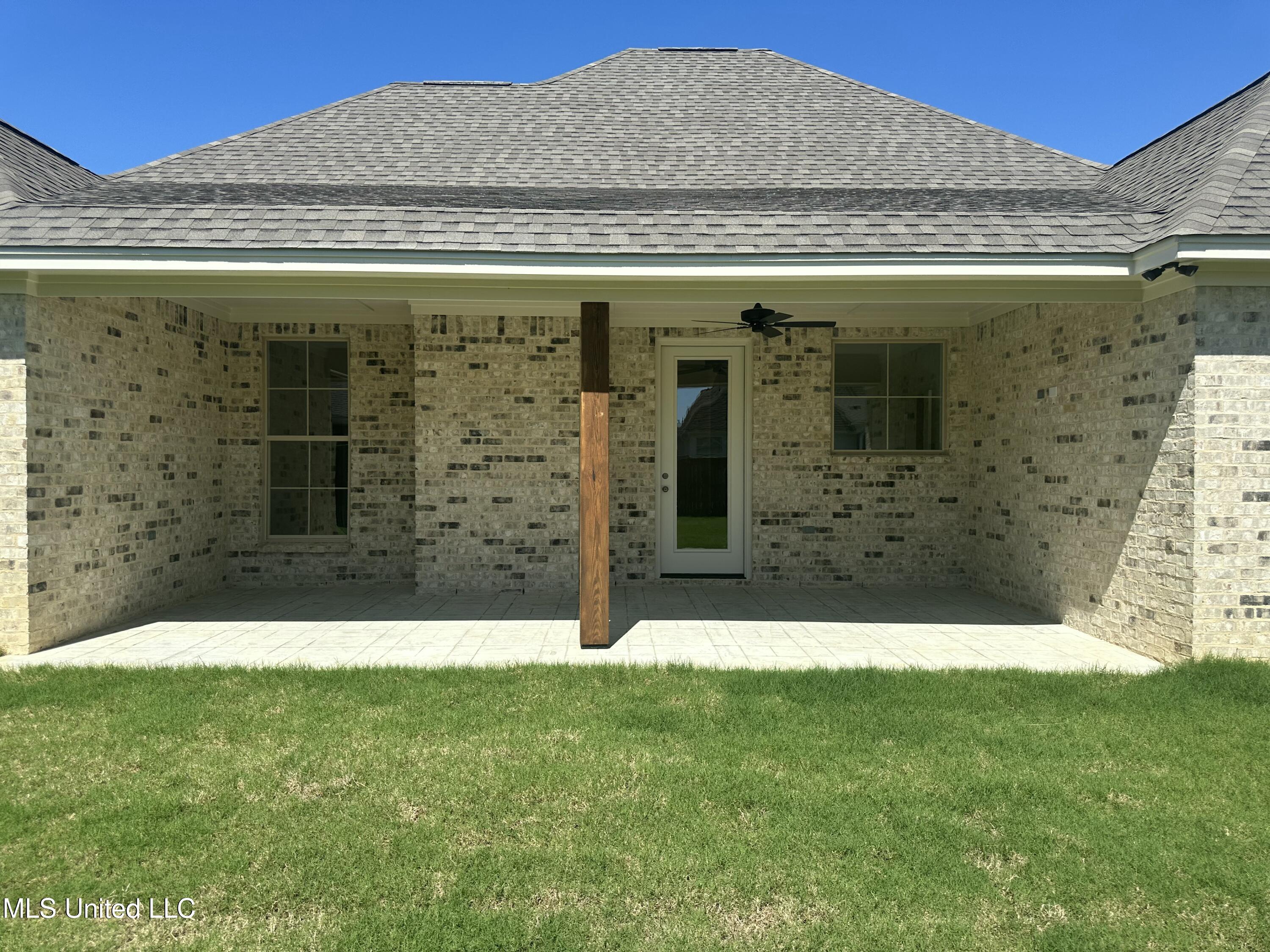 448 Aurora Circle, Canton, Mississippi image 28