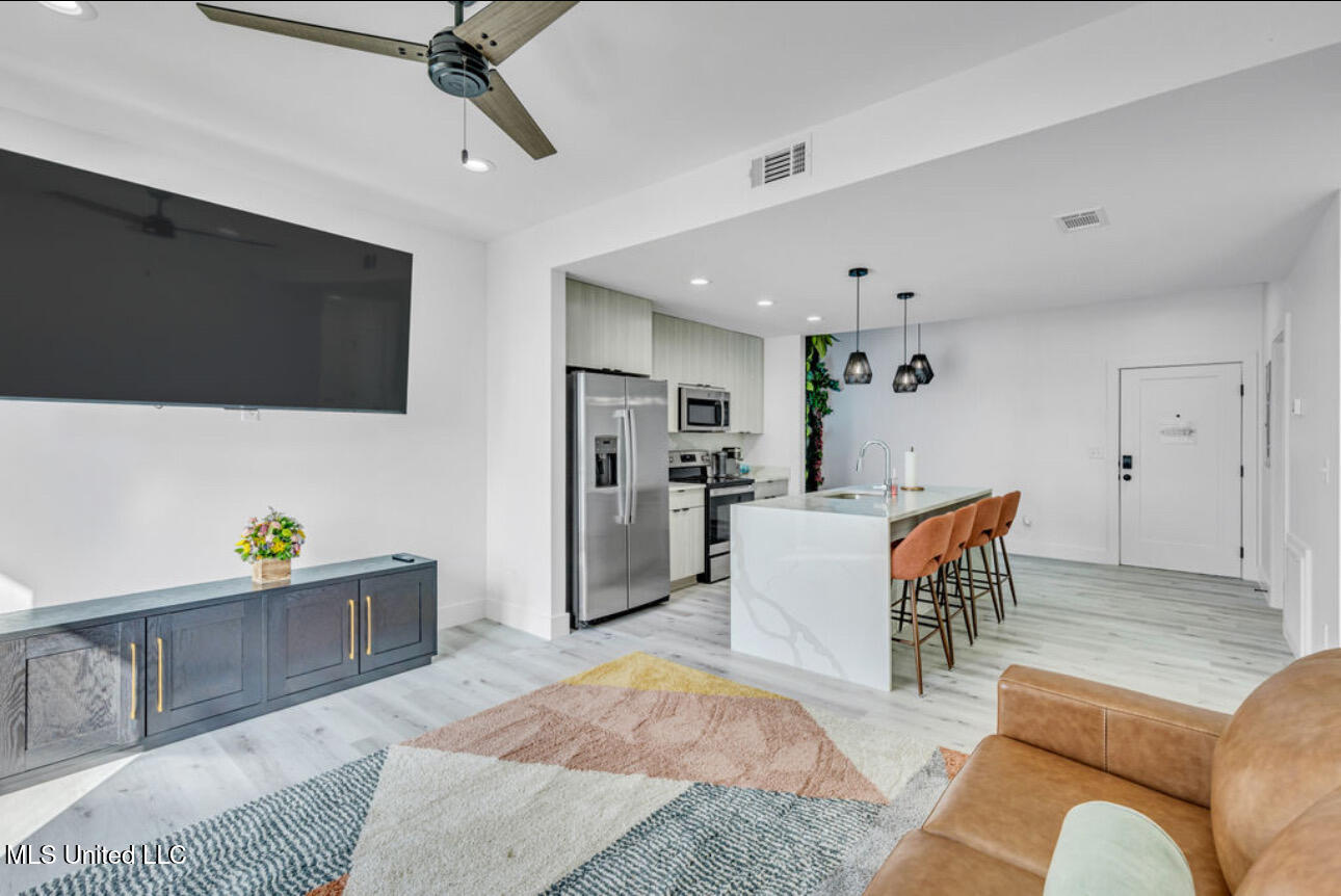 1302 Magnolia Street #A104, Gulfport, Mississippi image 6
