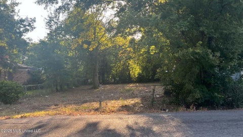 Vacant Land For Sale - 522 2nd Street<br/> Greenville, MS 38701