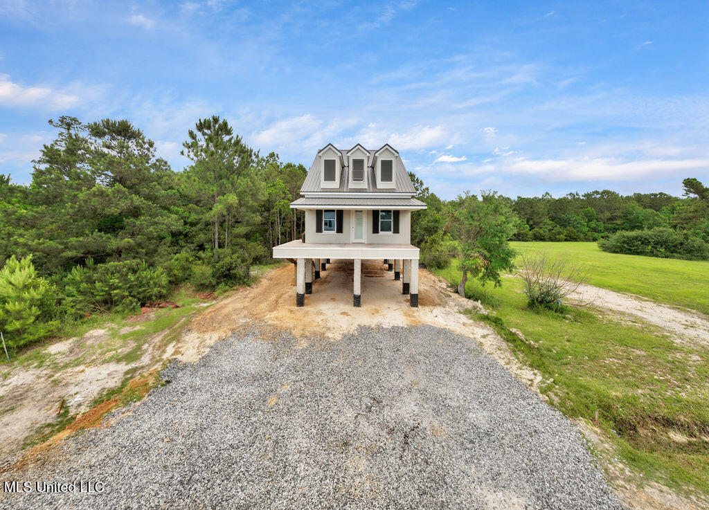 200 Farrar Lane, Waveland, Mississippi image 1